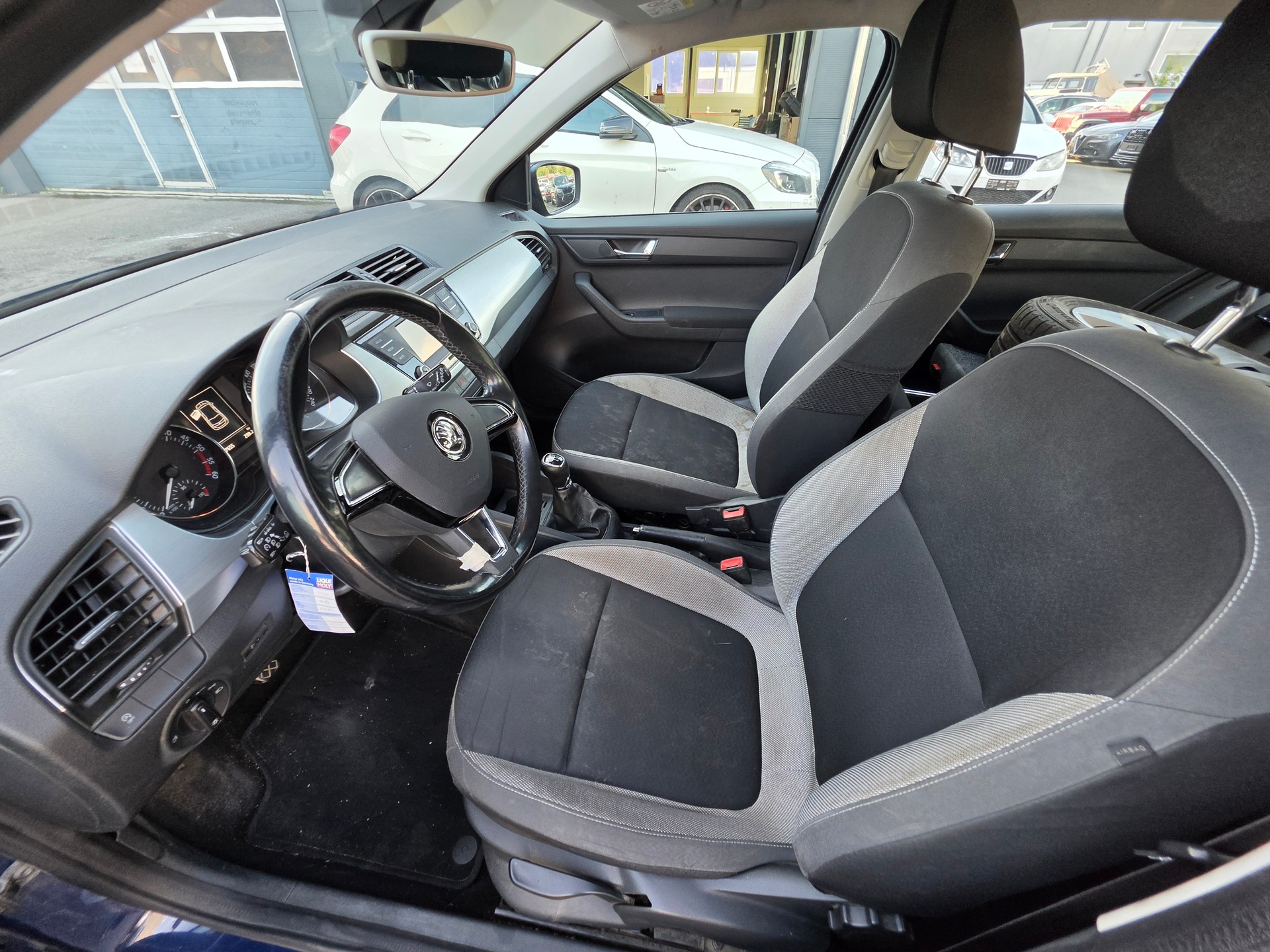 SKODA Fabia 1.4 TDI Swiss Edition-image-8
