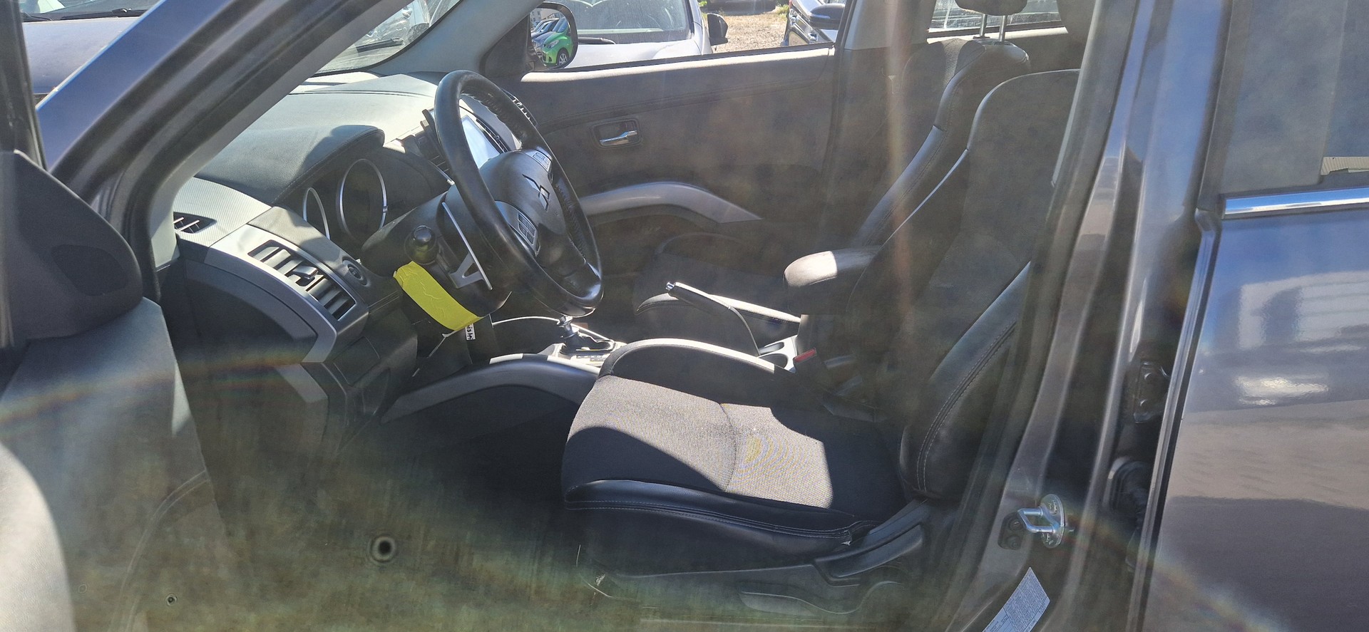 MITSUBISHI Outlander 2.2 DID Navigator 4WD TC-SST-image-5