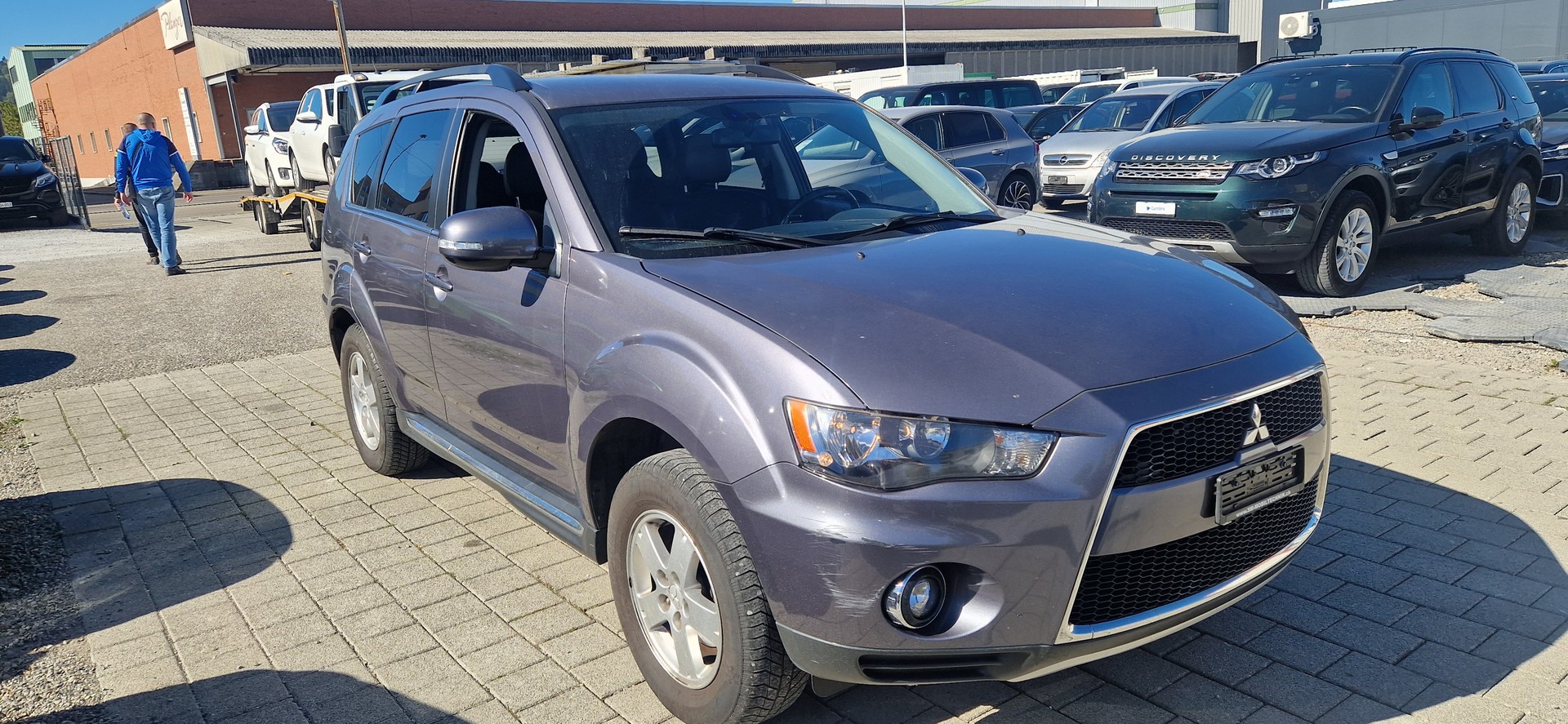 MITSUBISHI Outlander 2.2 DID Navigator 4WD TC-SST-image-2