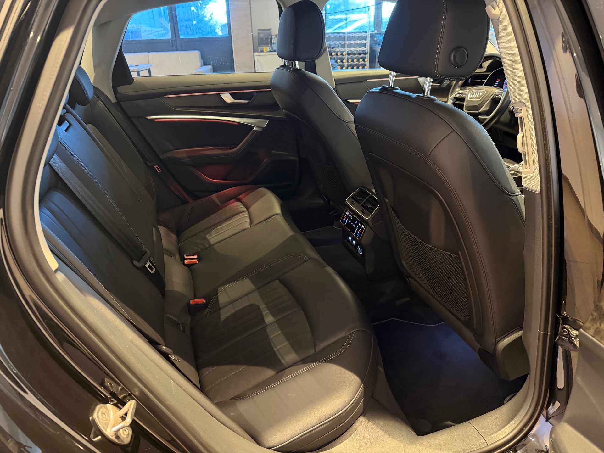 AUDI A6 3.0 50 TDI Design quattro T-Tronic-image-10