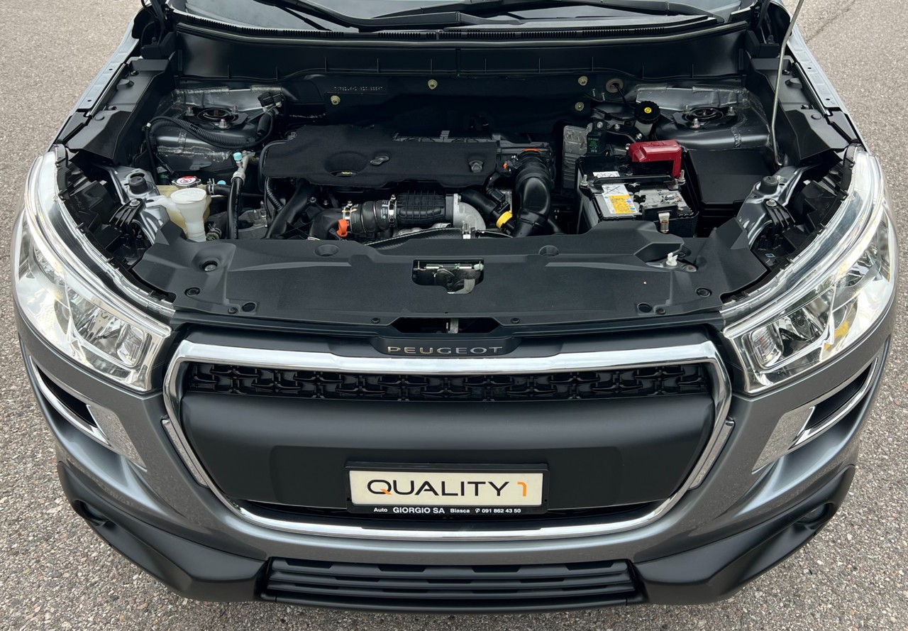 PEUGEOT 4008 1.6 HDi Active 4WD-image-12
