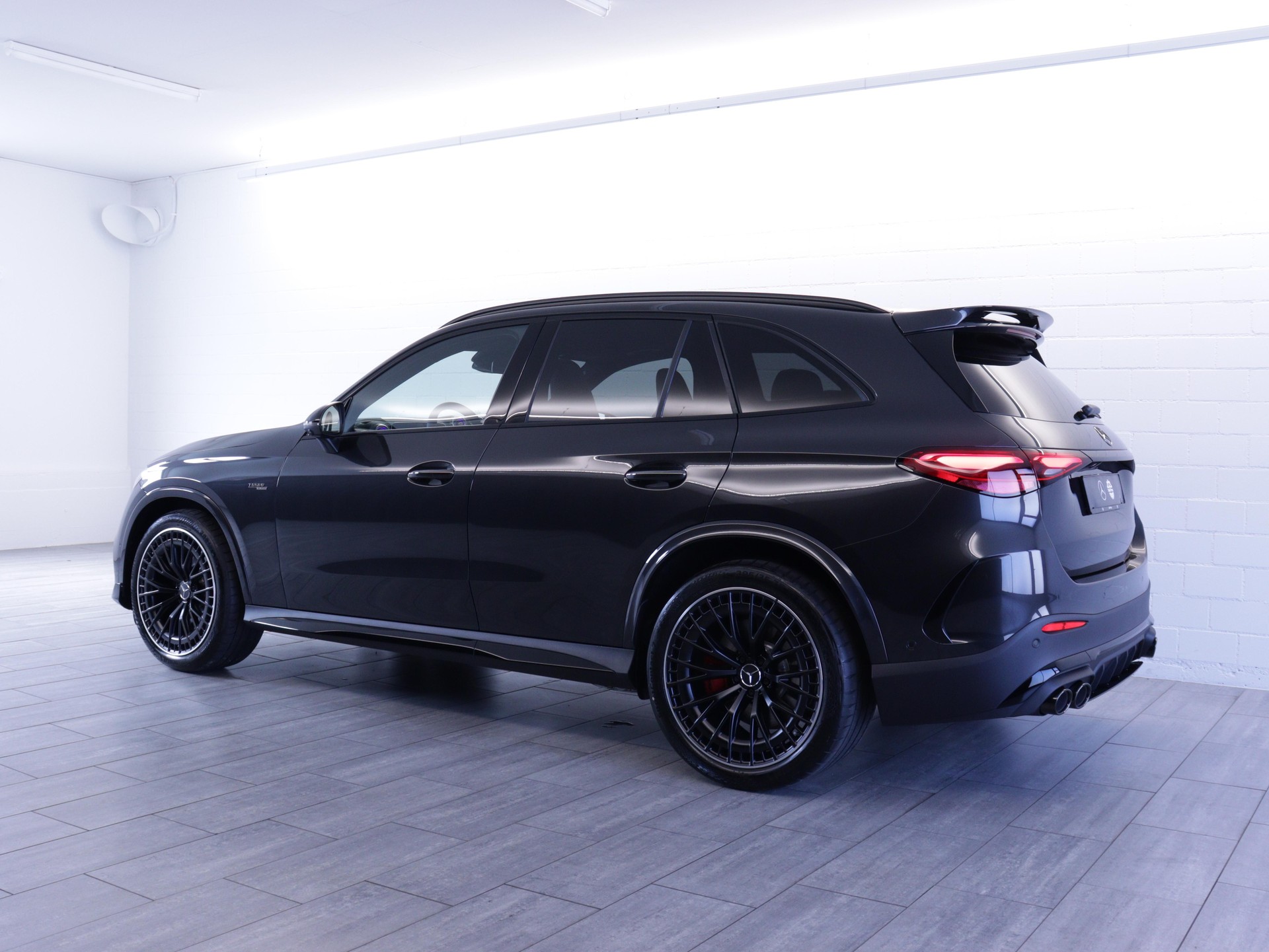 MERCEDES-BENZ GLC 53 AMG 4matic+-image-2