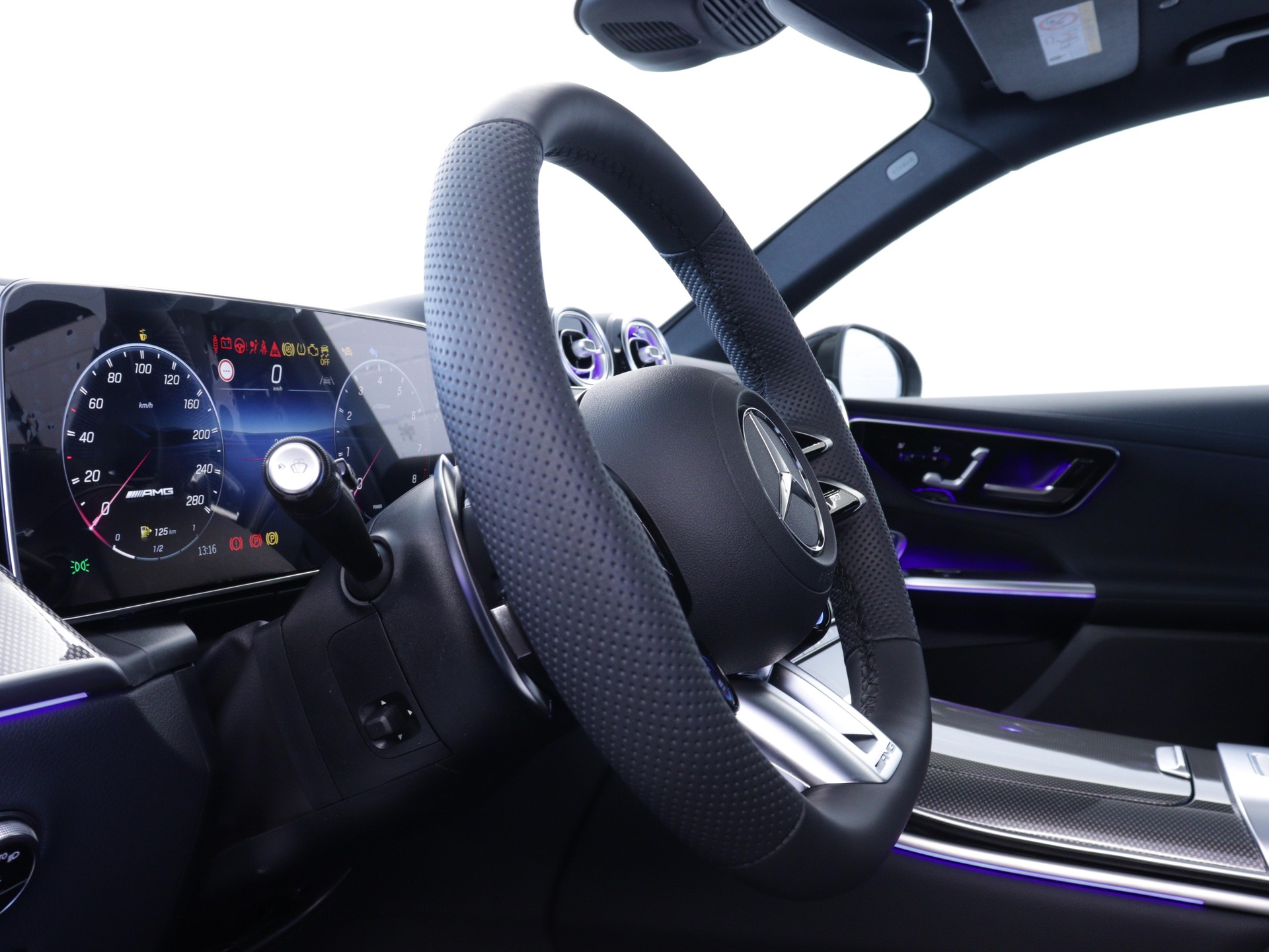 MERCEDES-BENZ GLC 53 AMG 4matic+-image-11