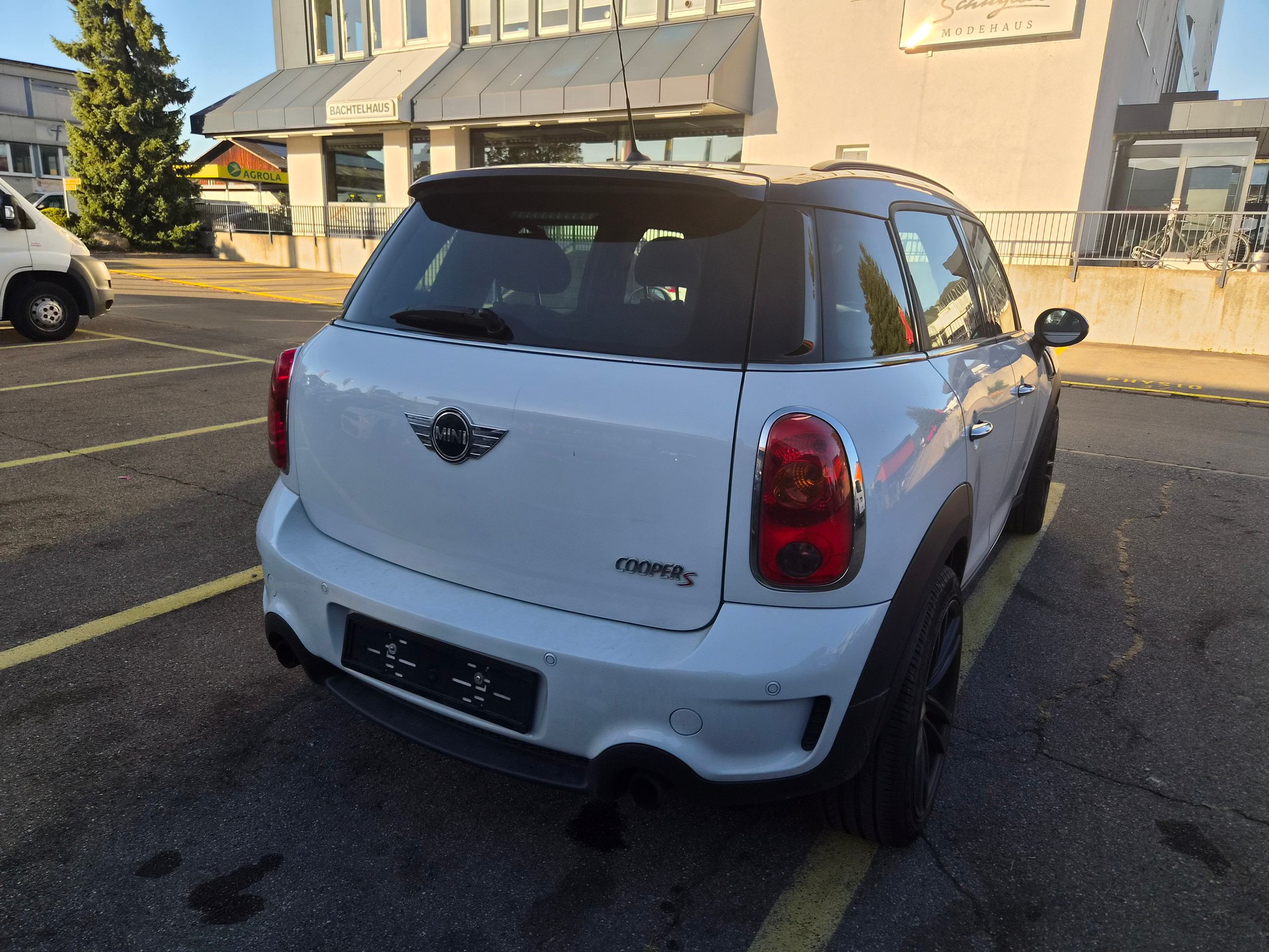 MINI Countryman Cooper S ALL4 Steptronic-image-9
