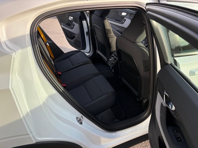 POLESTAR 2 Long Range Dual Motor Performance-image-8