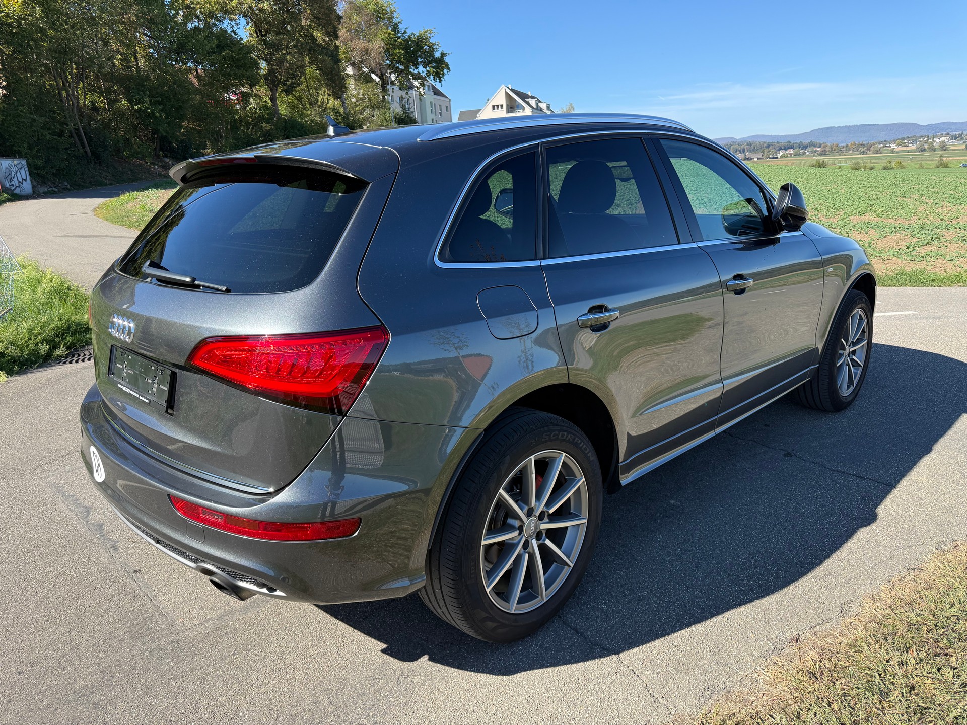AUDI Q5 2.0 TFSI quattro tiptronic S-line-image-3
