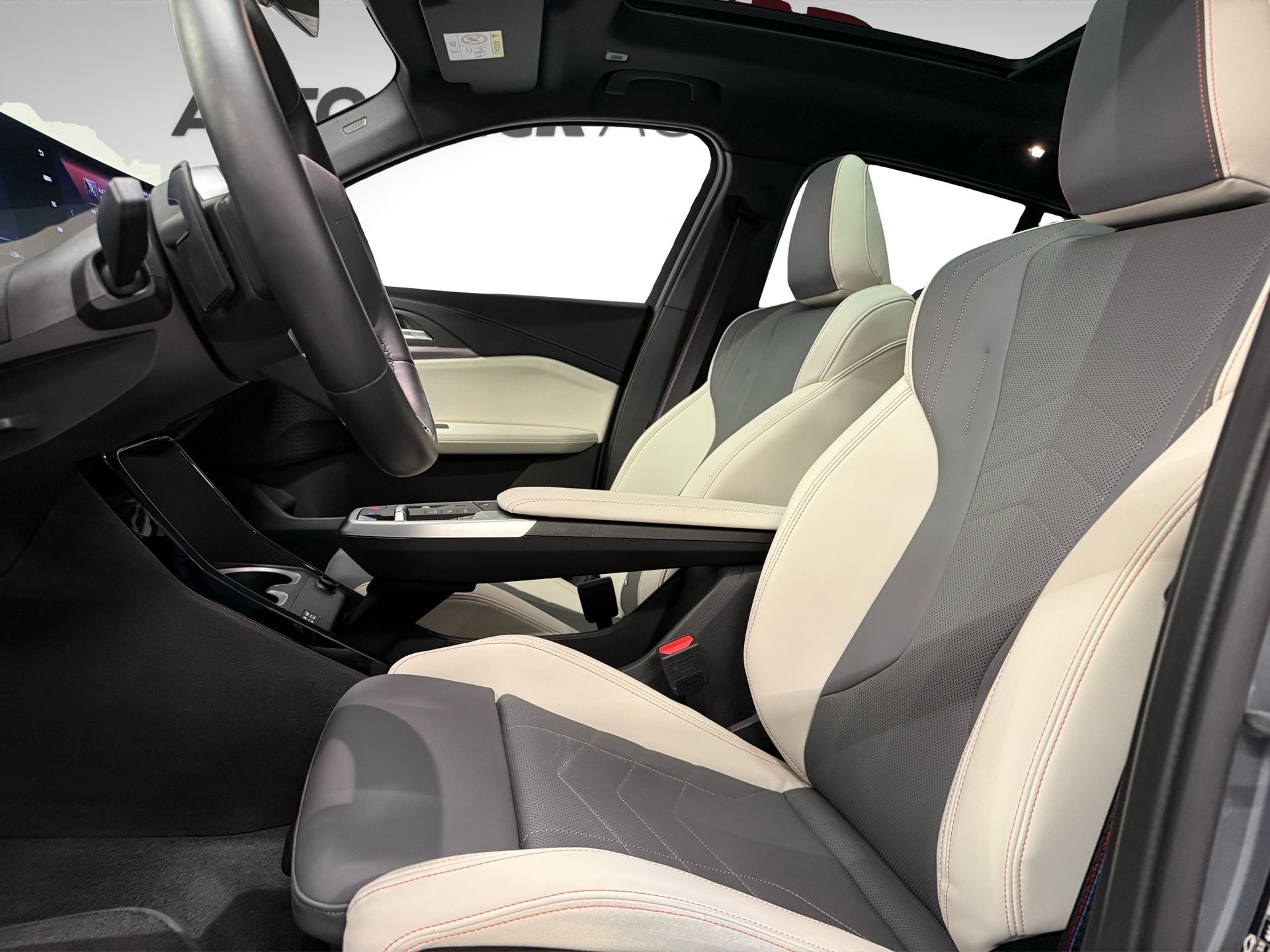 BMW iX2 xDrive 30 M Sport Pro-image-8