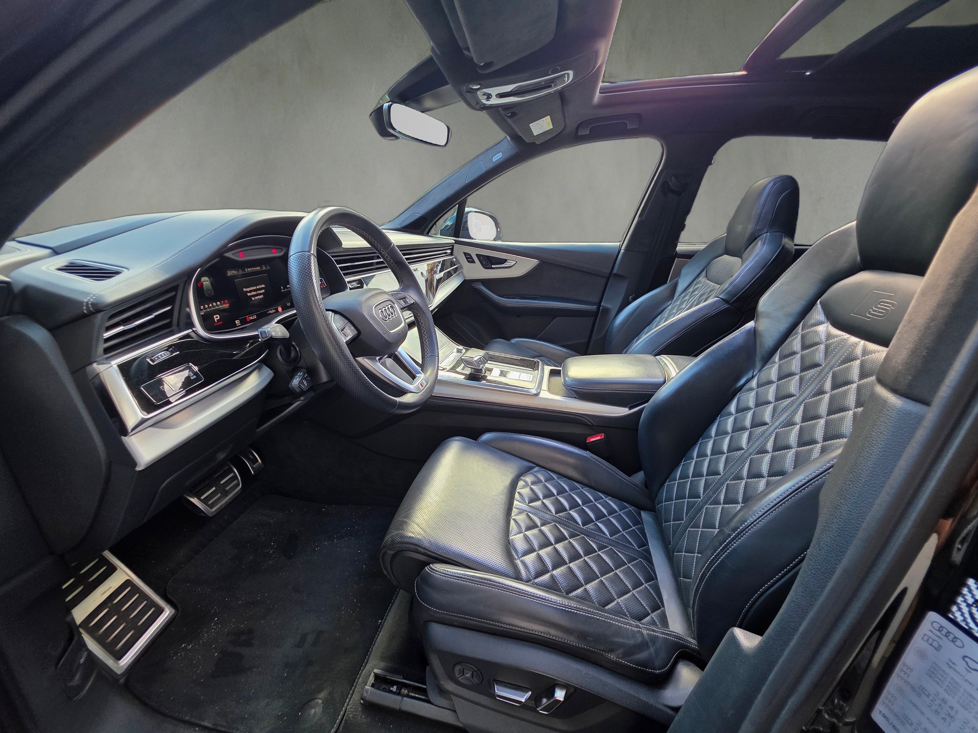 AUDI SQ7 TFSI quattro tiptronic-image-11