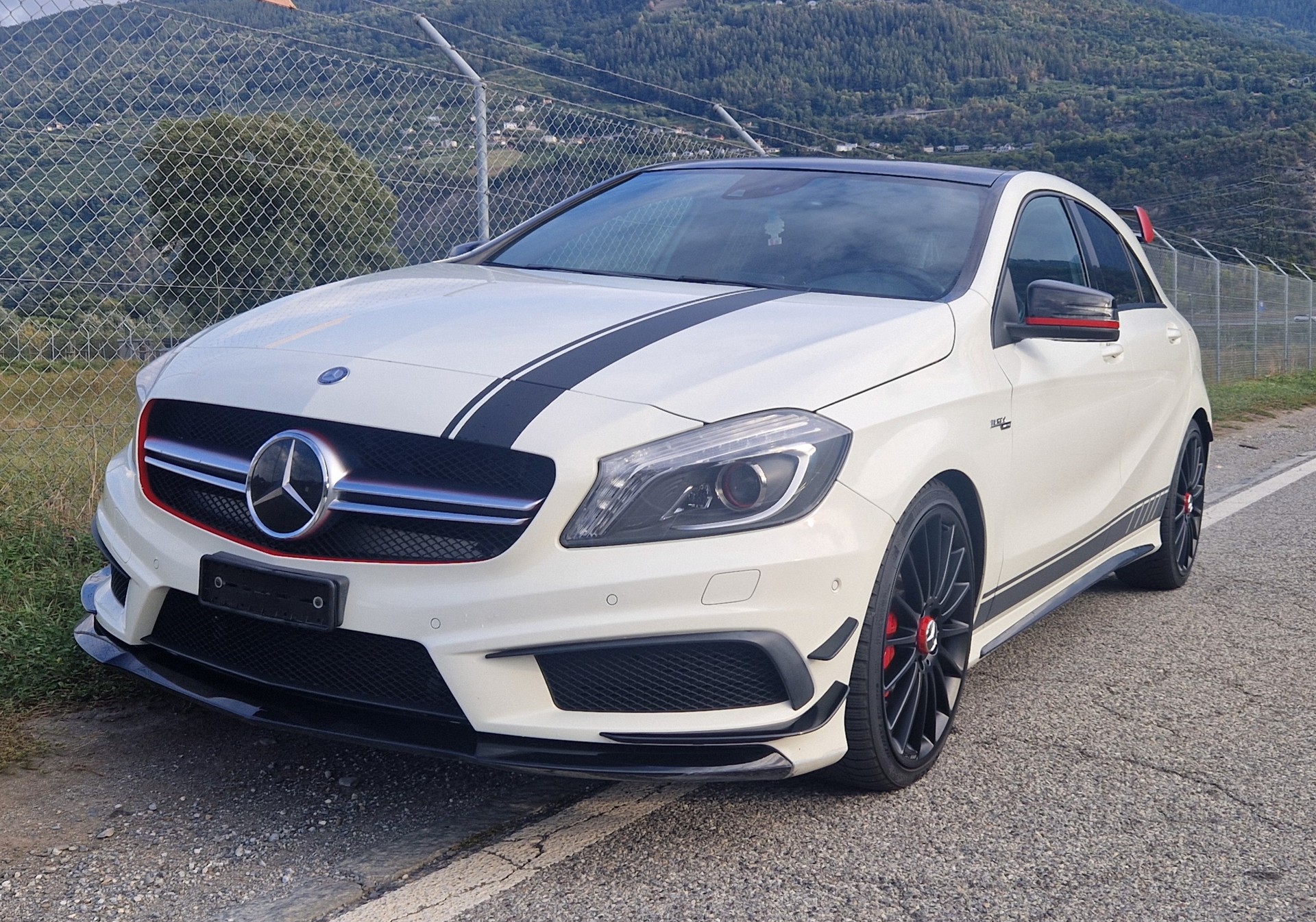 MERCEDES-BENZ A 45 AMG 4m EDITION1 SPEEDSHIFT-image-2