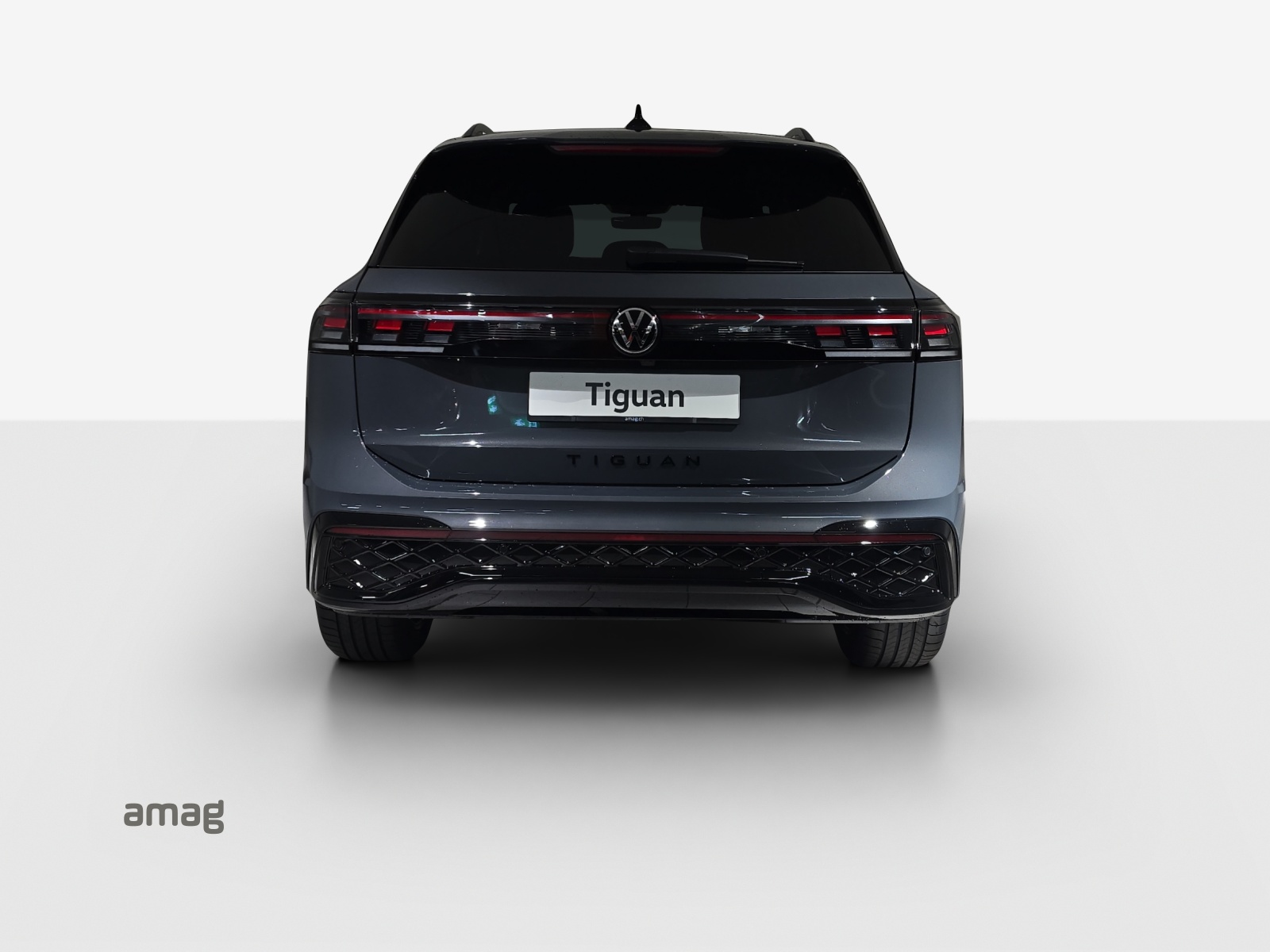 VW Tiguan 2.0 TDI SCR R-Line 4Motion DSG-image-3