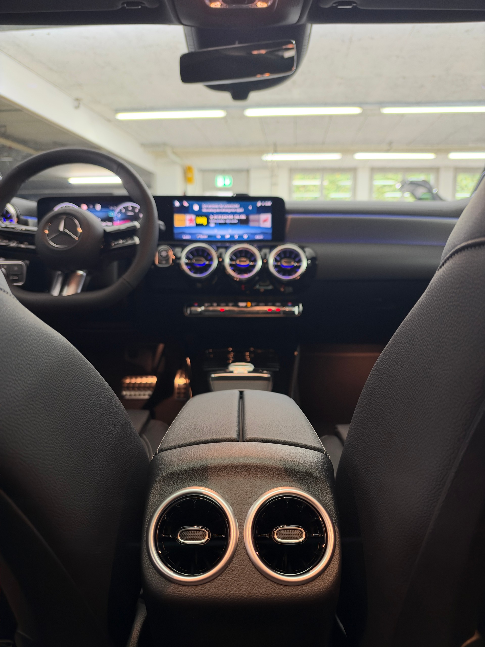 MERCEDES-BENZ A 200 Night Star-image-13
