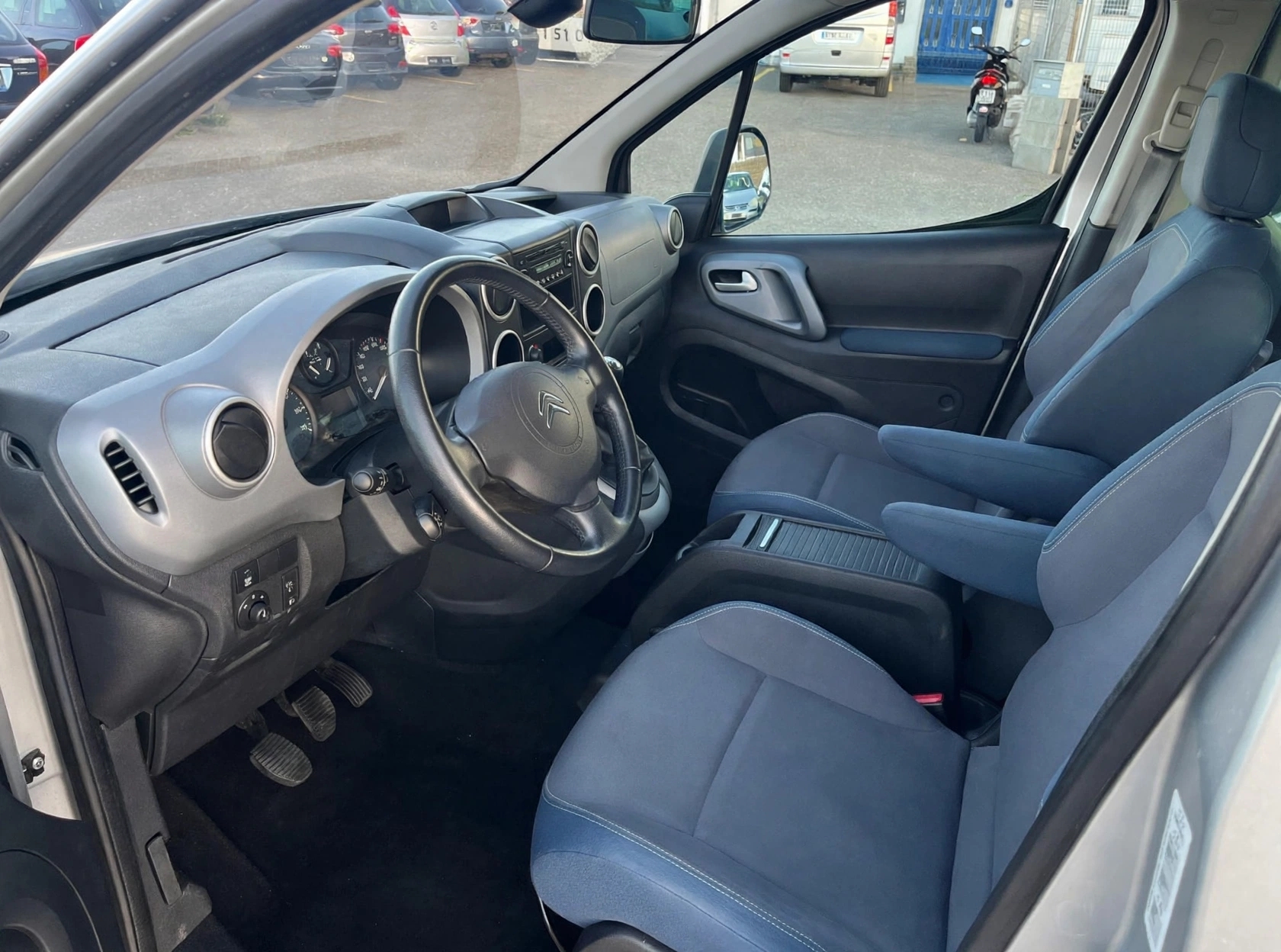 CITROEN Berlingo 1.6 16V Multispace-image-6