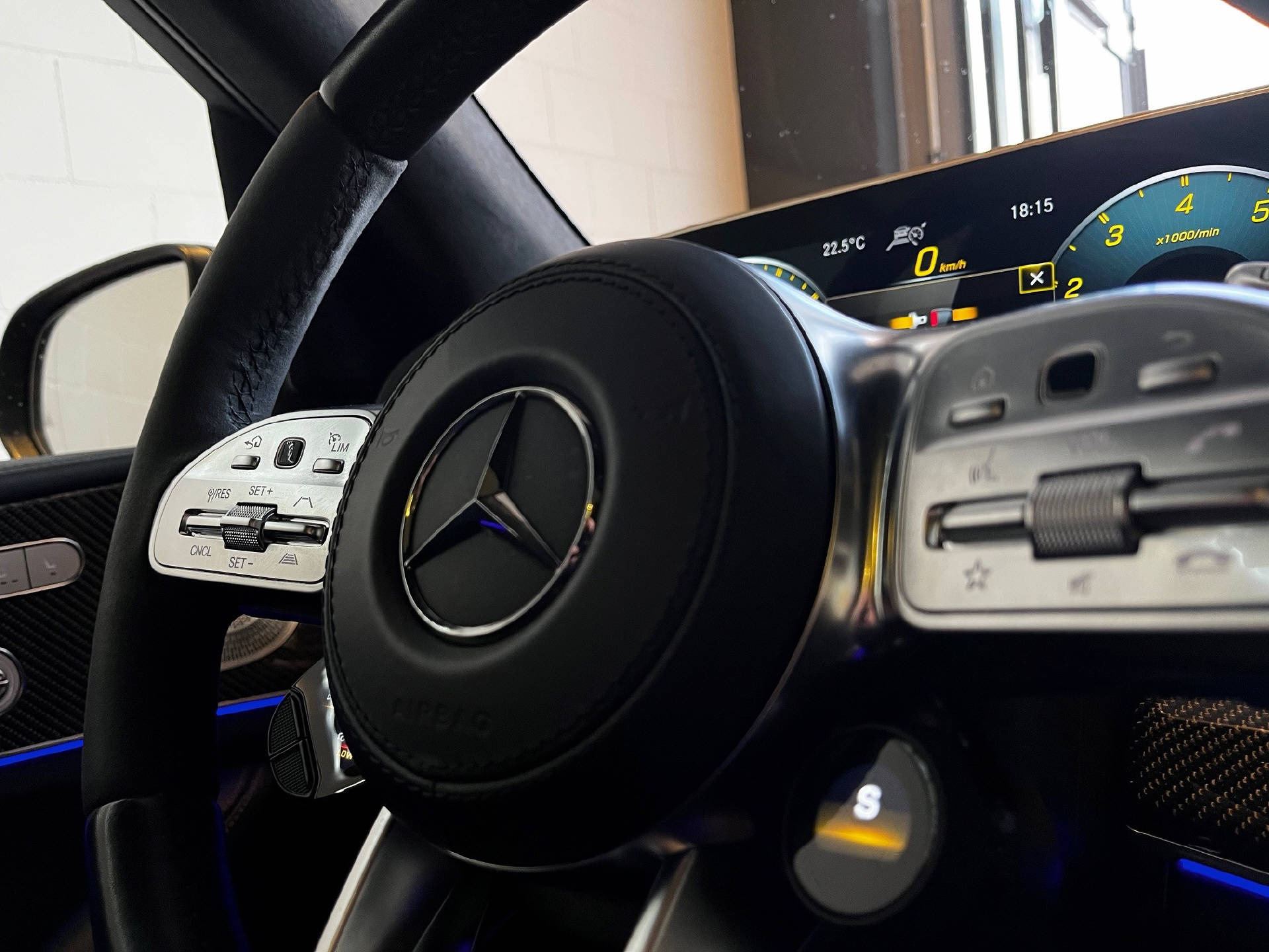 MERCEDES-BENZ GLE 63 S AMG 4matic+-image-14