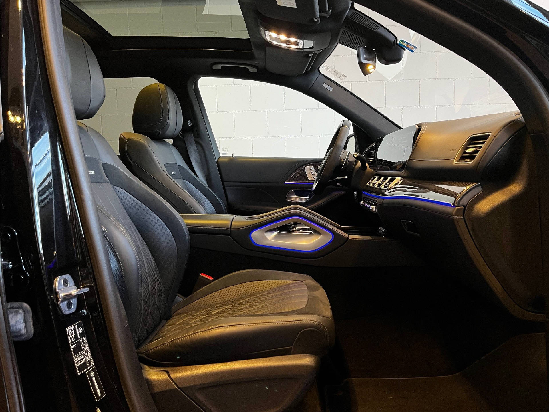 MERCEDES-BENZ GLE 63 S AMG 4matic+-image-17