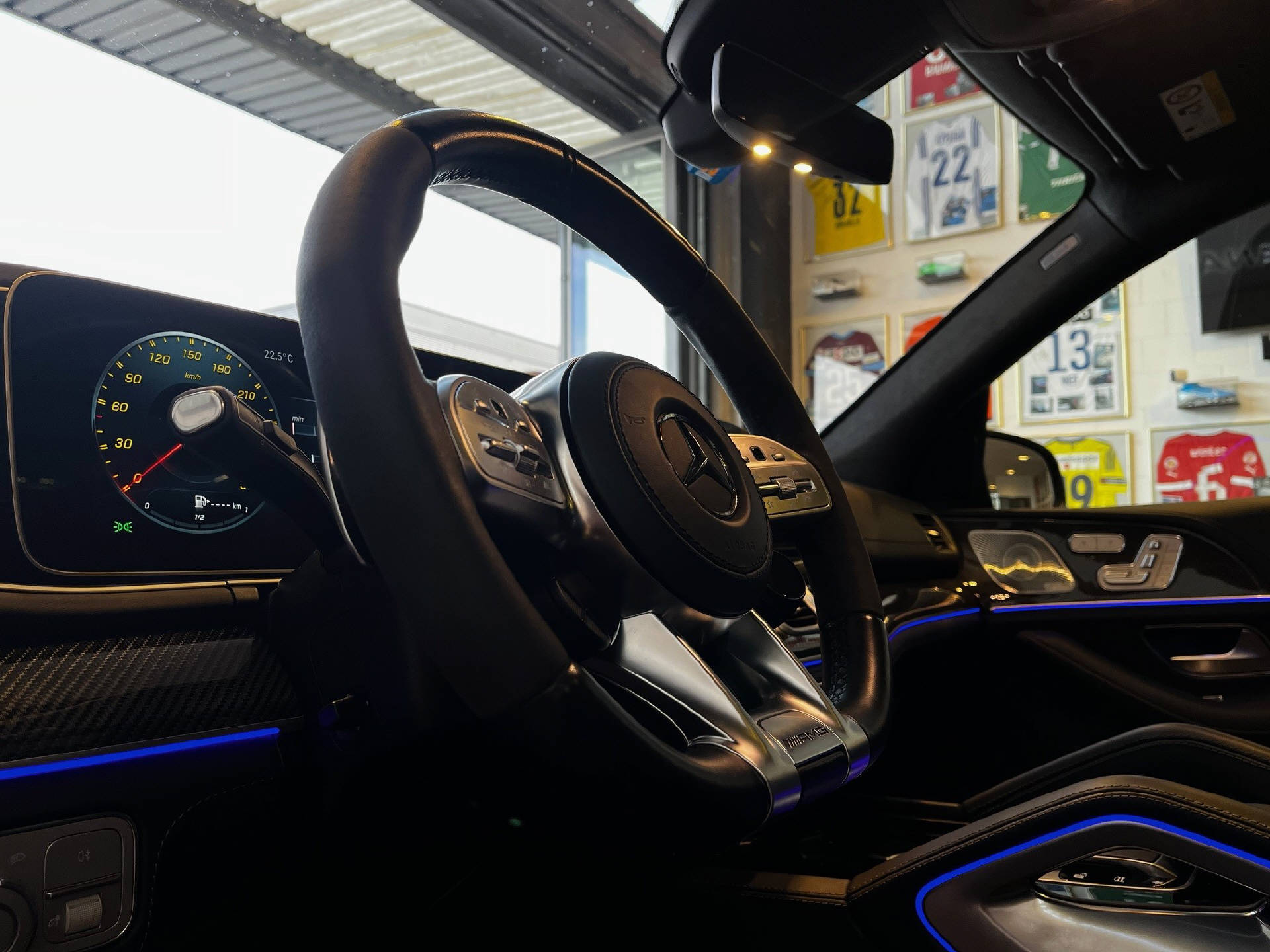 MERCEDES-BENZ GLE 63 S AMG 4matic+-image-13