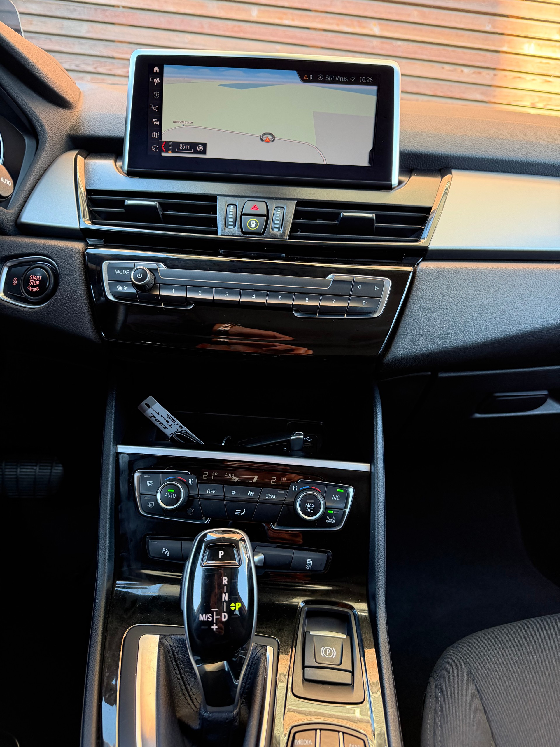 BMW 220d Gran Tourer-image-5