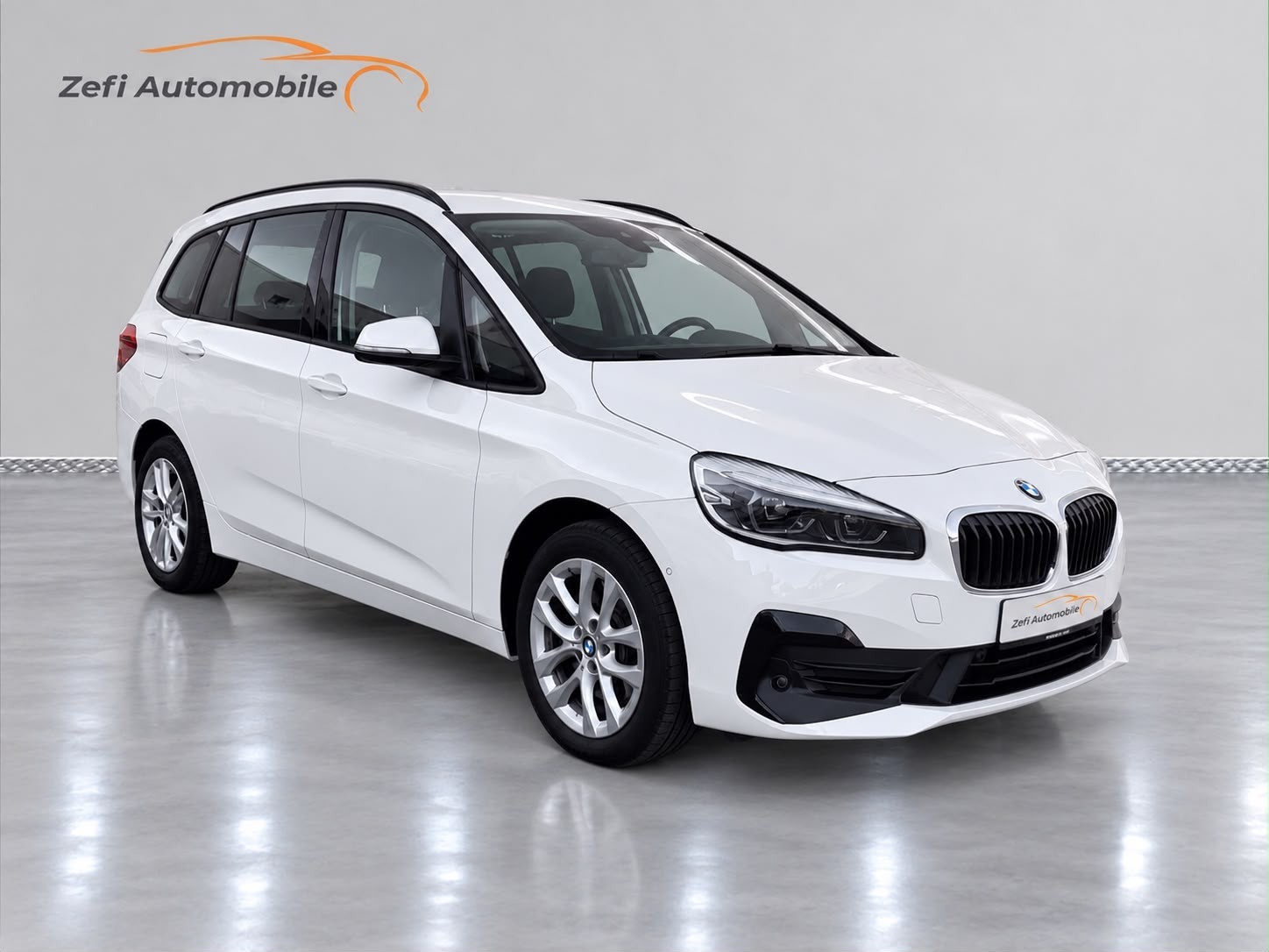 BMW 220d Gran Tourer-image-2