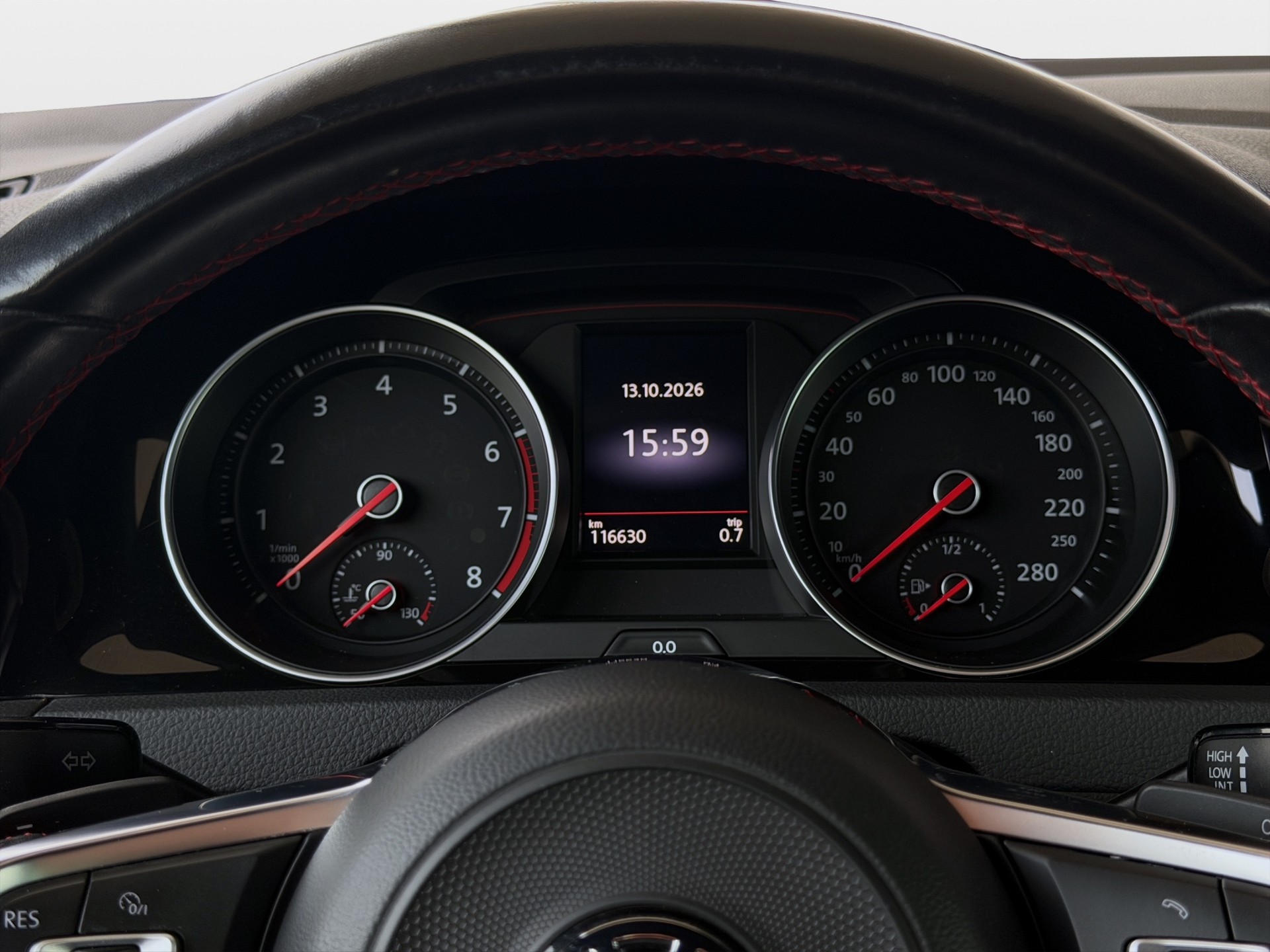 VW Golf 2.0 TSI GTI DSG*Frisch ab MFK,1 Jahr oder 20'000km Garantie auf Motor und Getriebe*-image-9