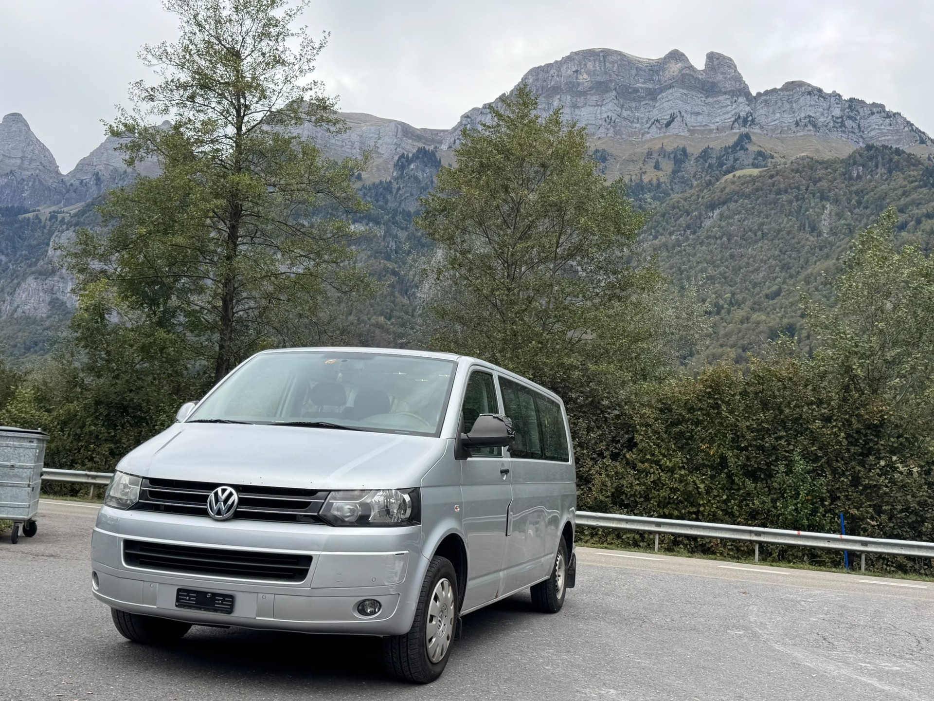 VW T5 Caravelle Trendline 2.0 TDI CR 4Motion-image-0