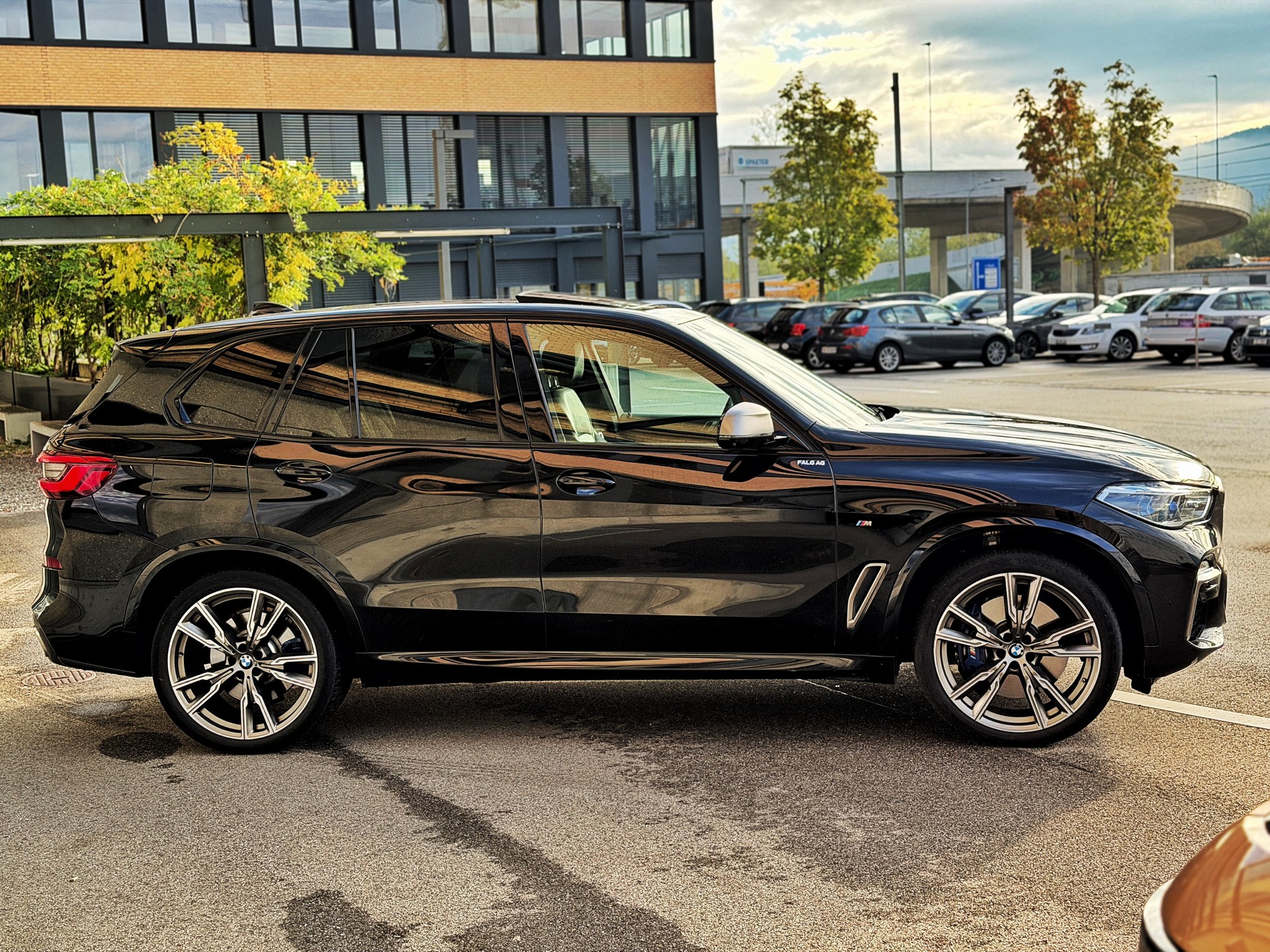 BMW X5 xDrive M50d Steptronic-image-4