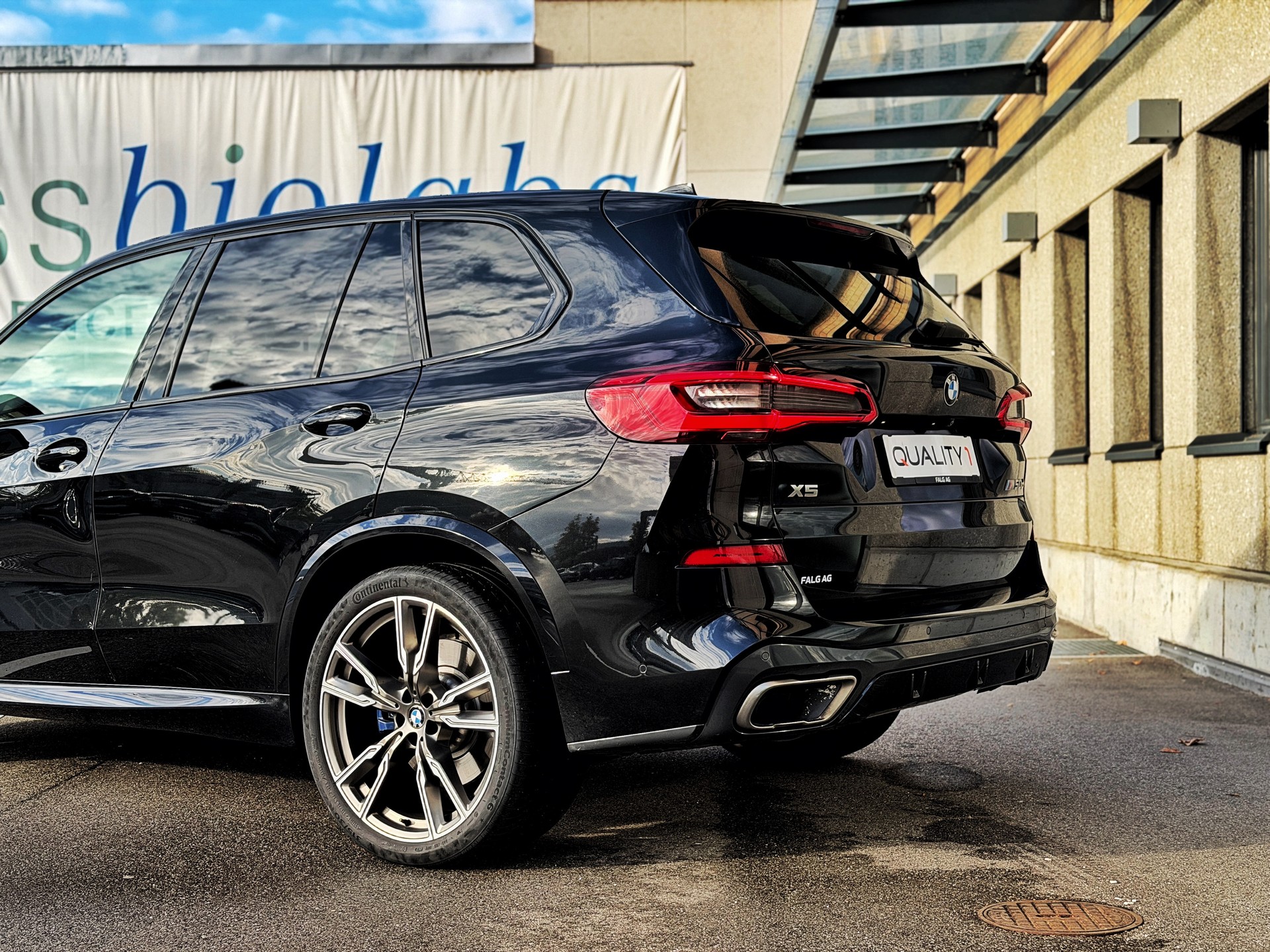 BMW X5 xDrive M50d Steptronic-image-9