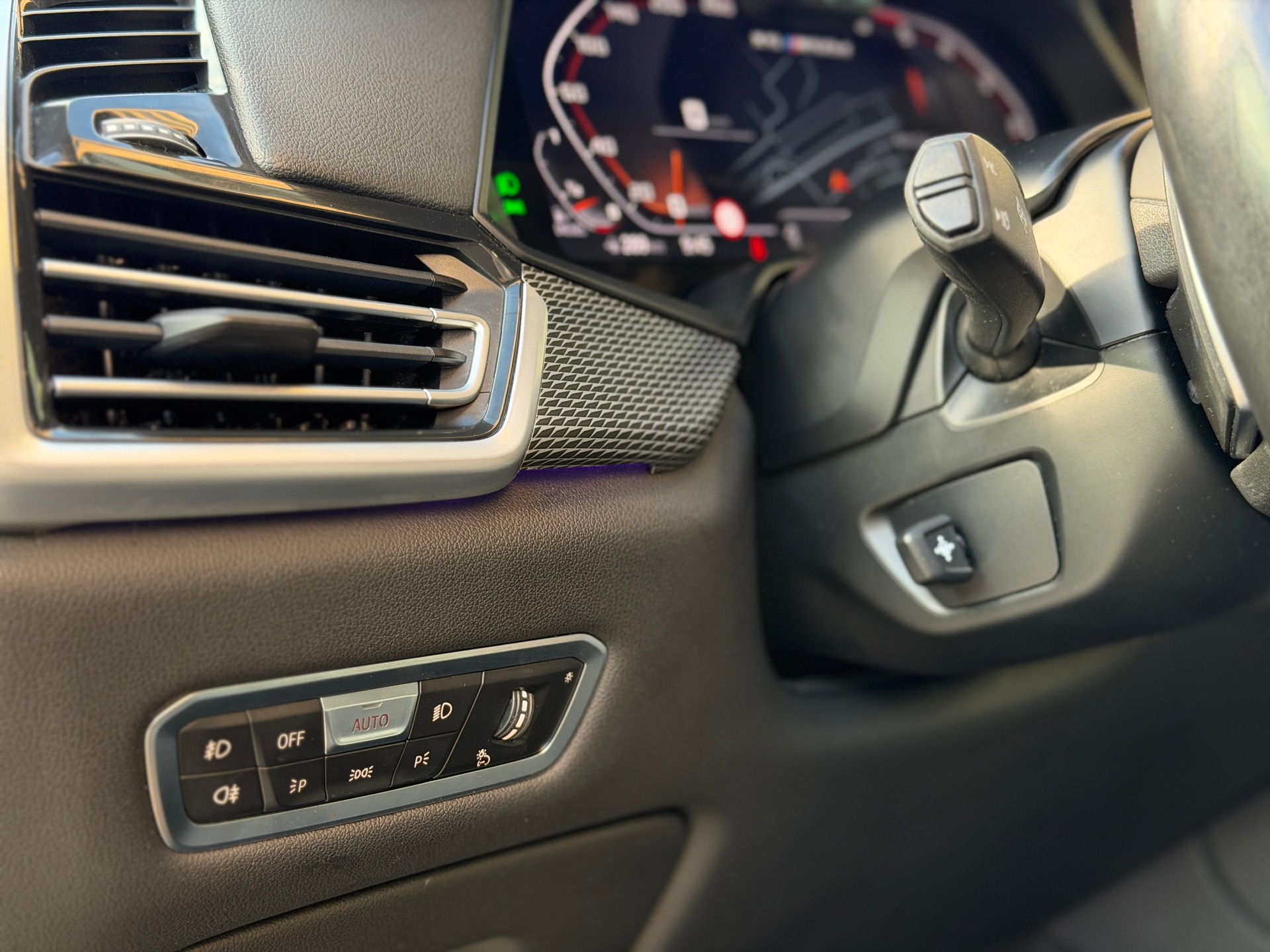 BMW X5 xDrive M50d Steptronic-image-12