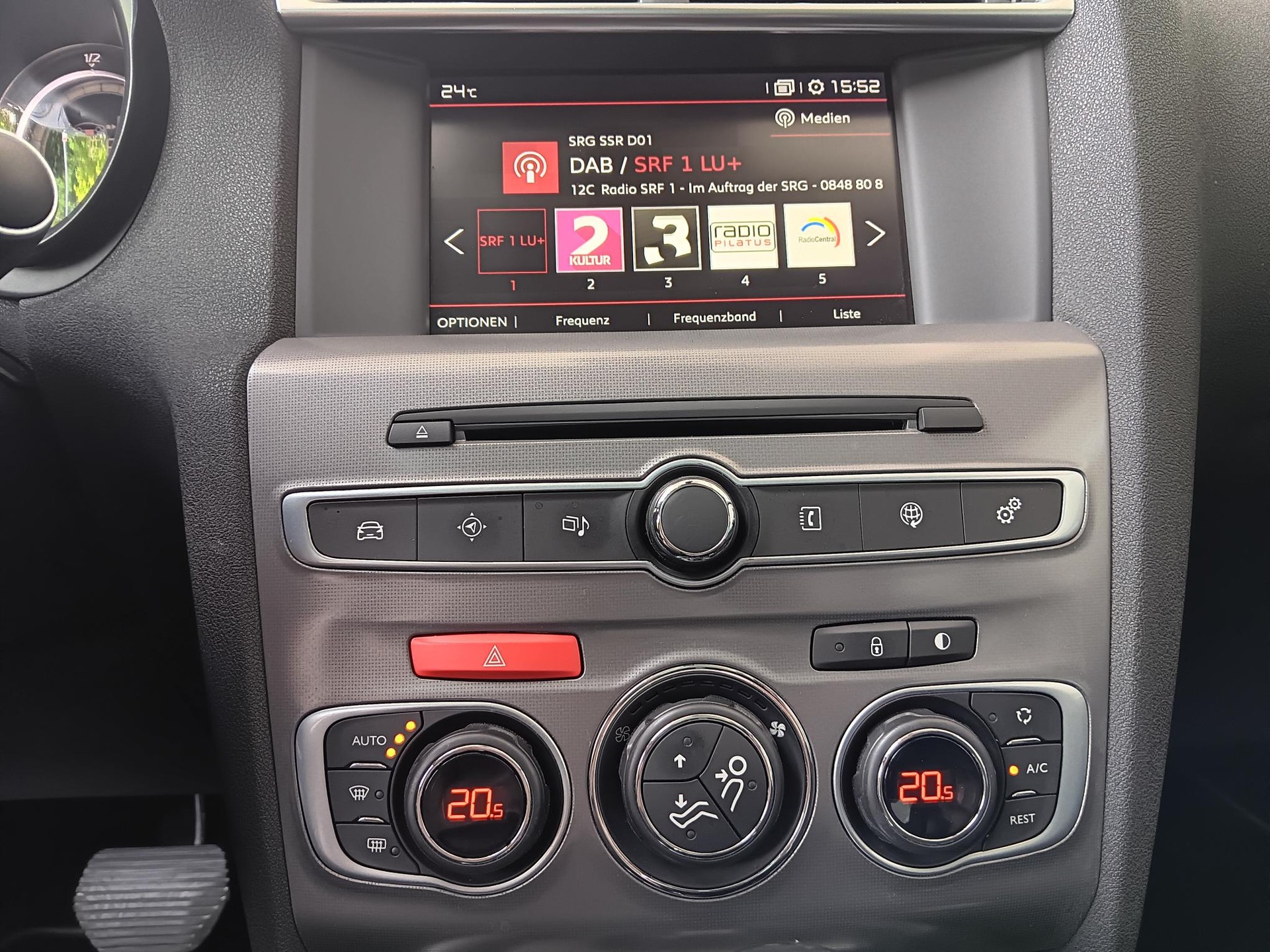 CITROEN C4 1.2 Pure Tech Shine Automatic-image-11