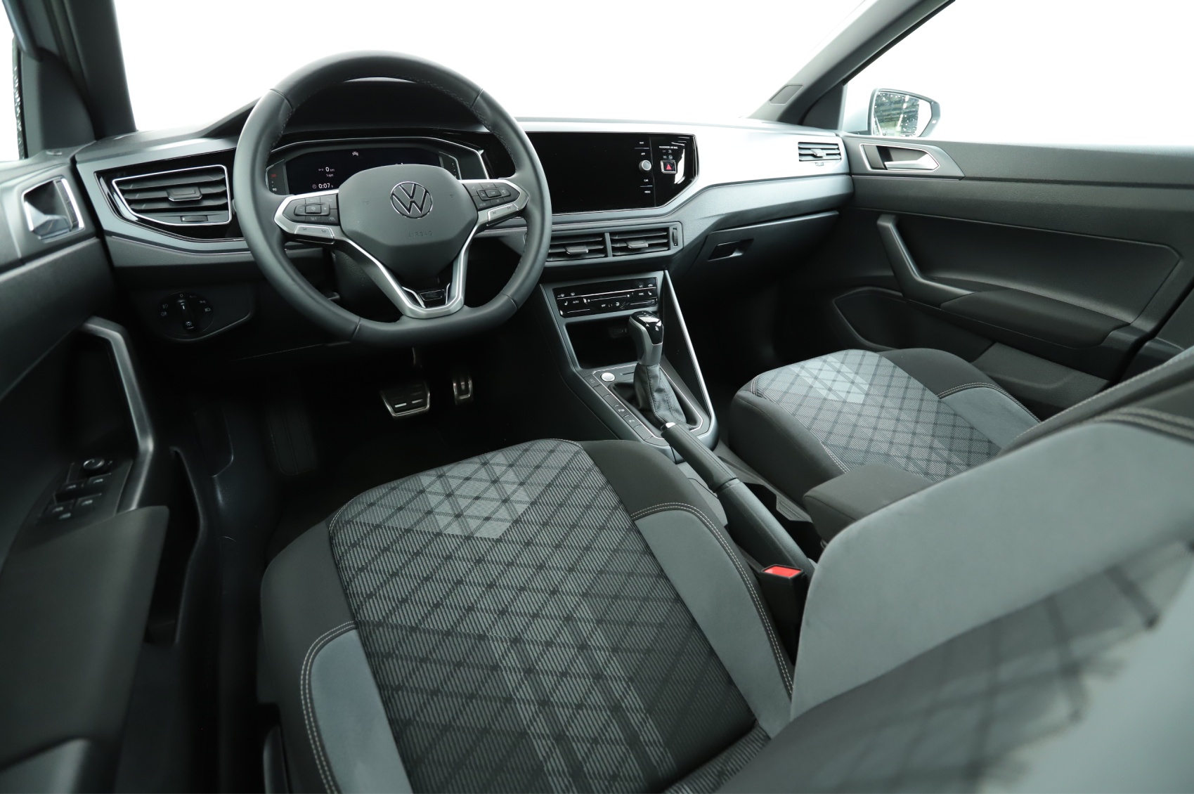 VW Polo 1.0 TSI R-Line DSG-image-7