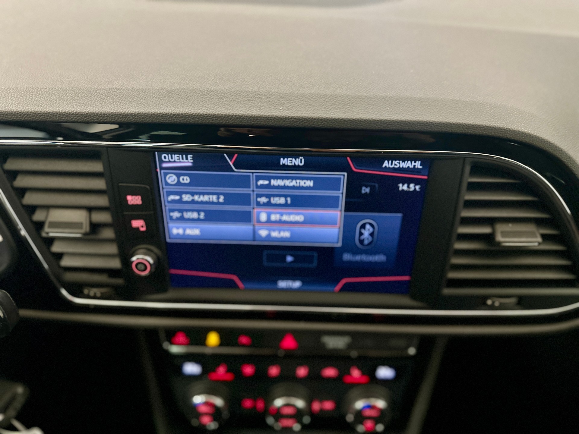 SEAT Leon 2.0 TSI FR DSG-image-14