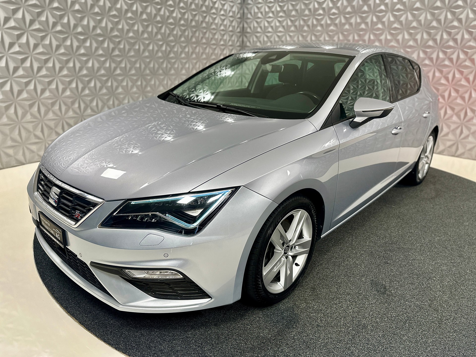 SEAT Leon 2.0 TSI FR DSG-image-7
