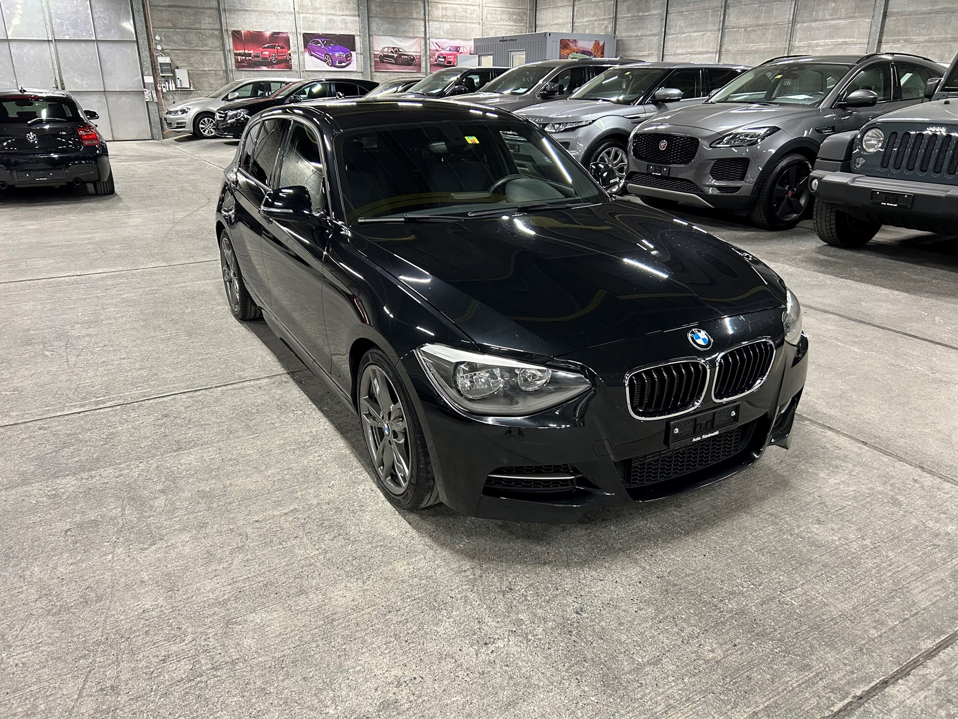 BMW M135i xDrive Steptronic-image-1