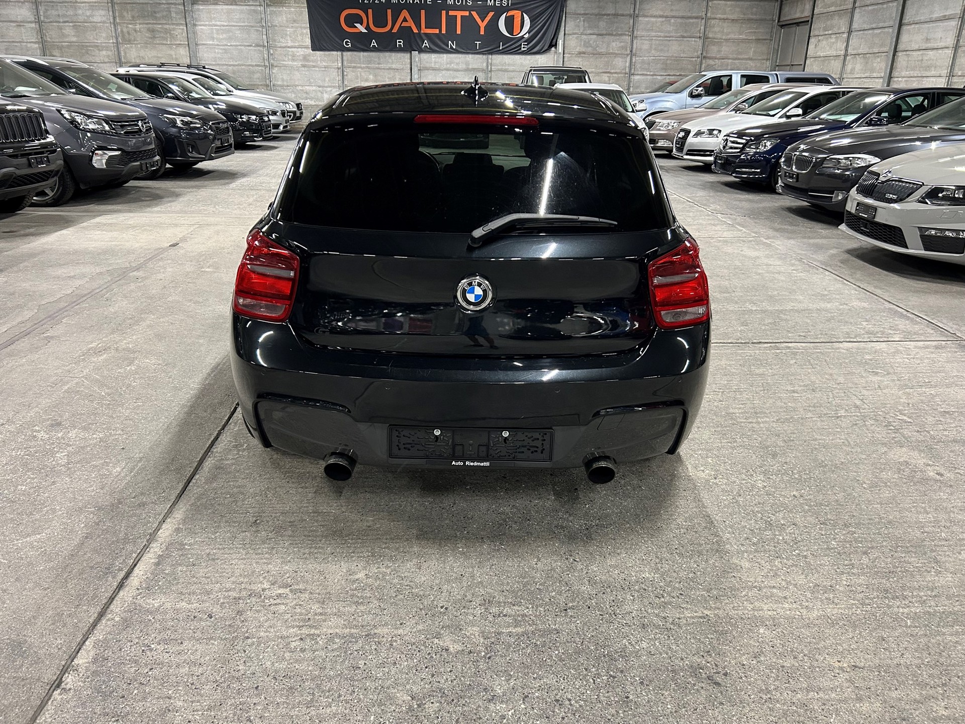 BMW M135i xDrive Steptronic-image-5