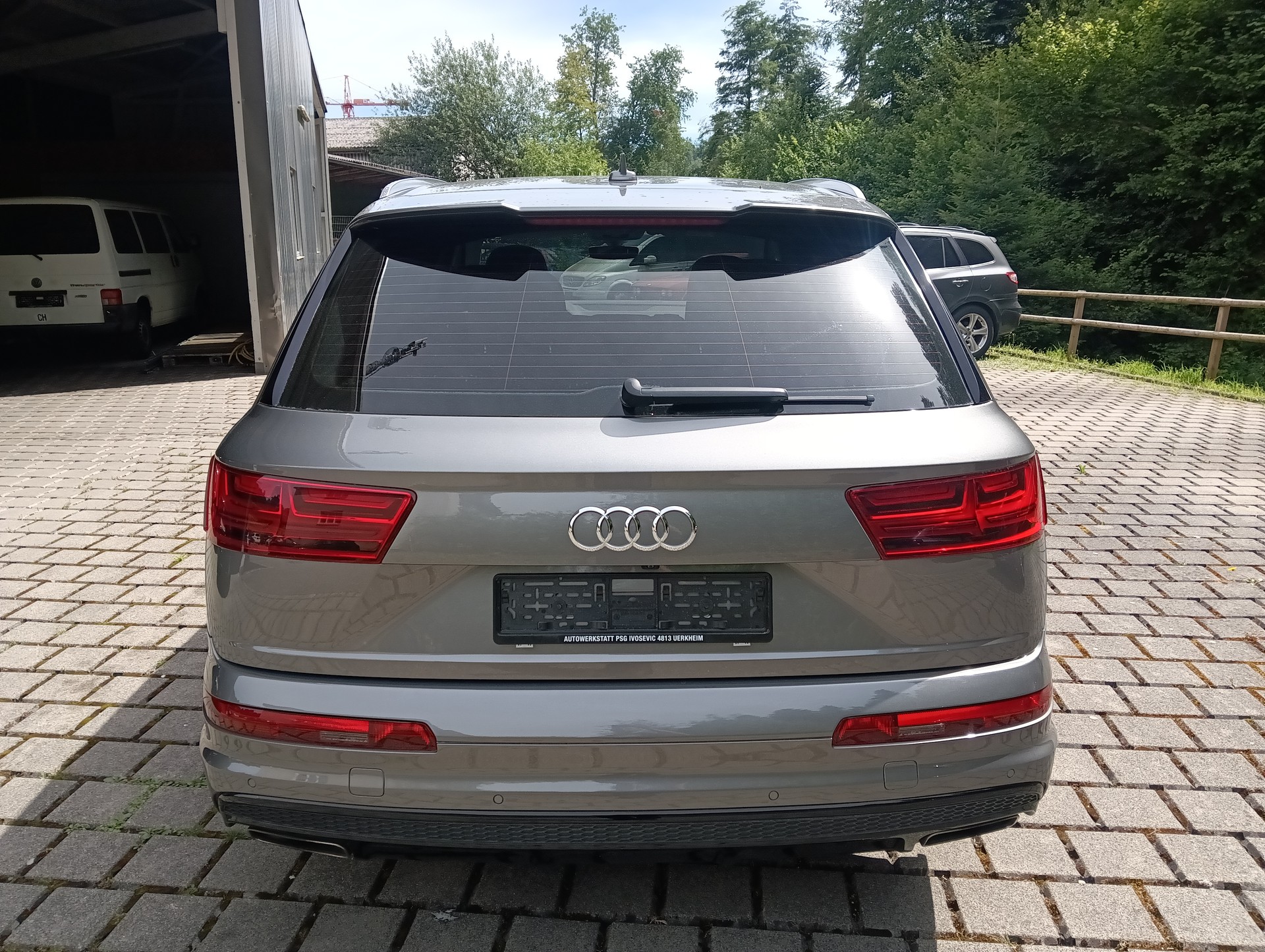 AUDI Q7 3.0 TDI quattro tiptronic-image-5