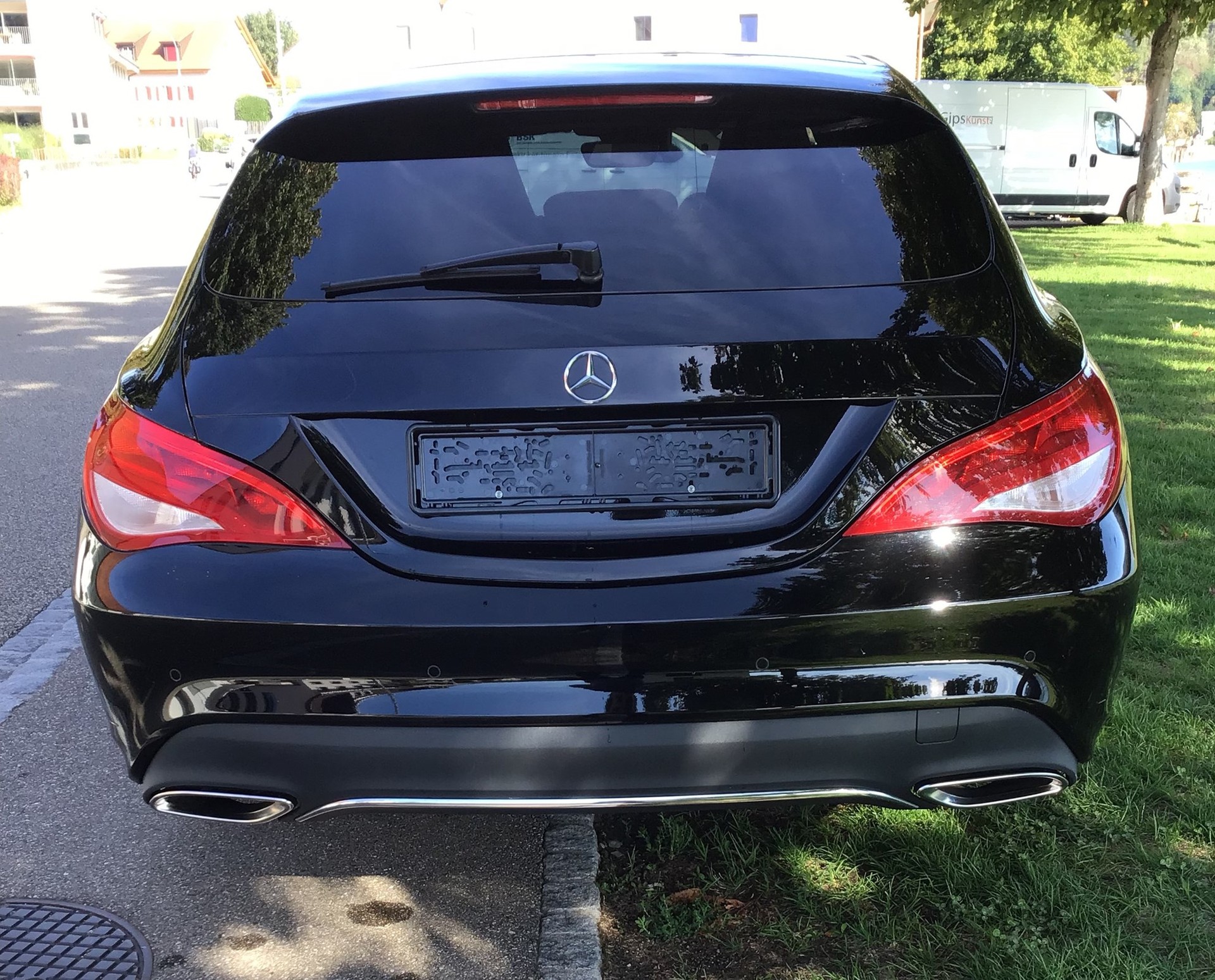 MERCEDES-BENZ CLA 220 D SB 7G-DCT Urban-image-6