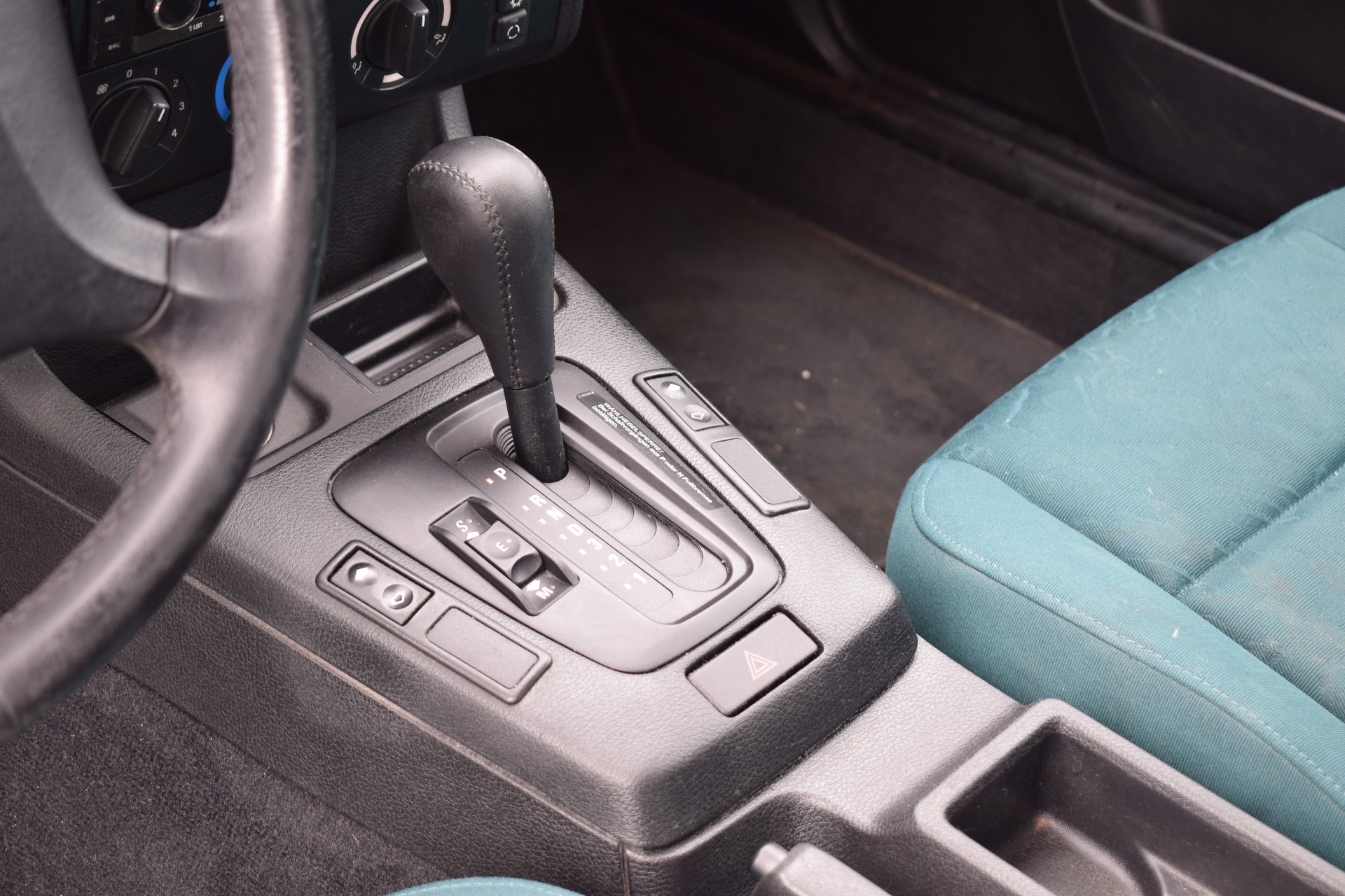 BMW 318ti Compact-image-4