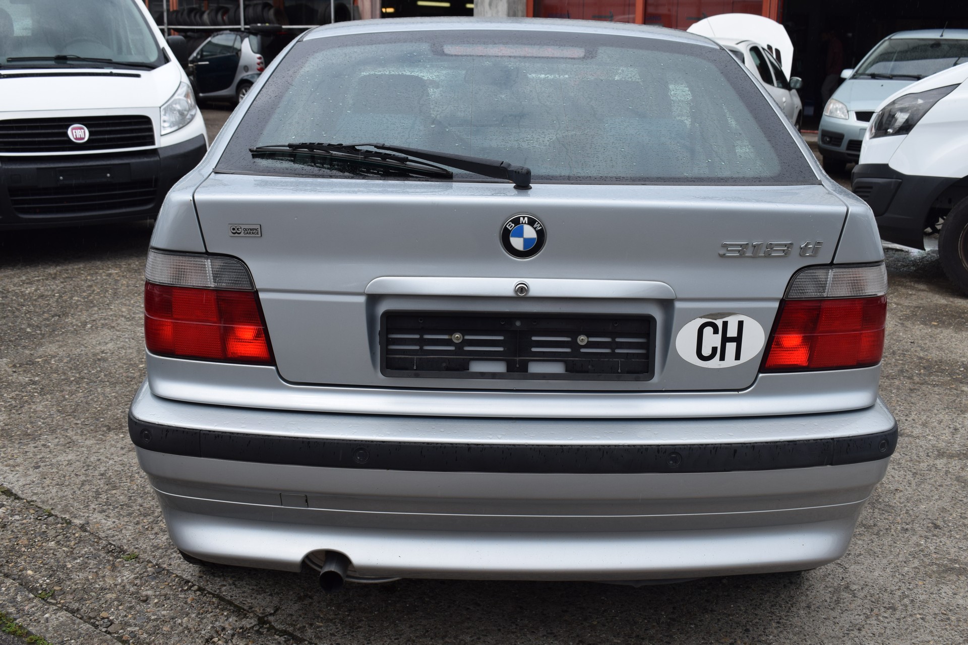 BMW 318ti Compact-image-3