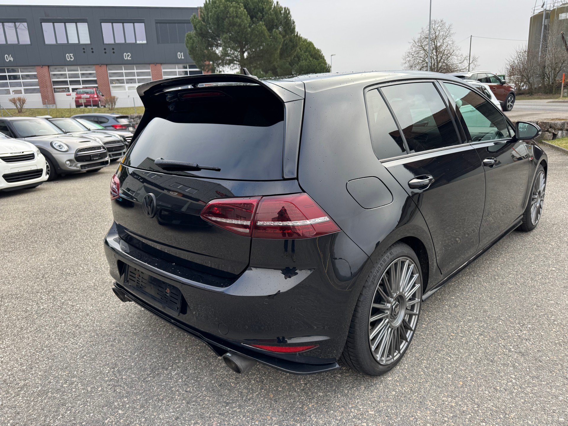 VW Golf 2.0 TSI GTI Clubsport DSG-image-3