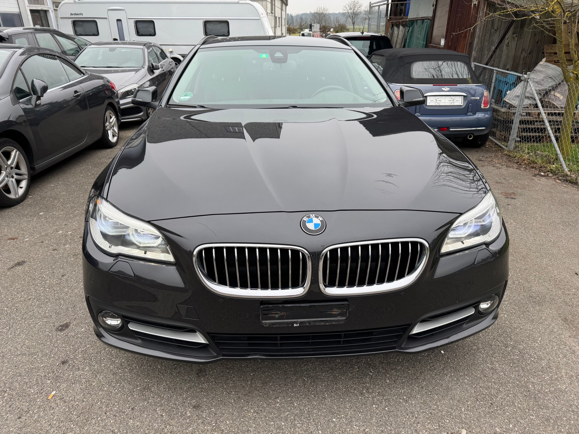 BMW 528i Touring xDrive Steptronic-image-0