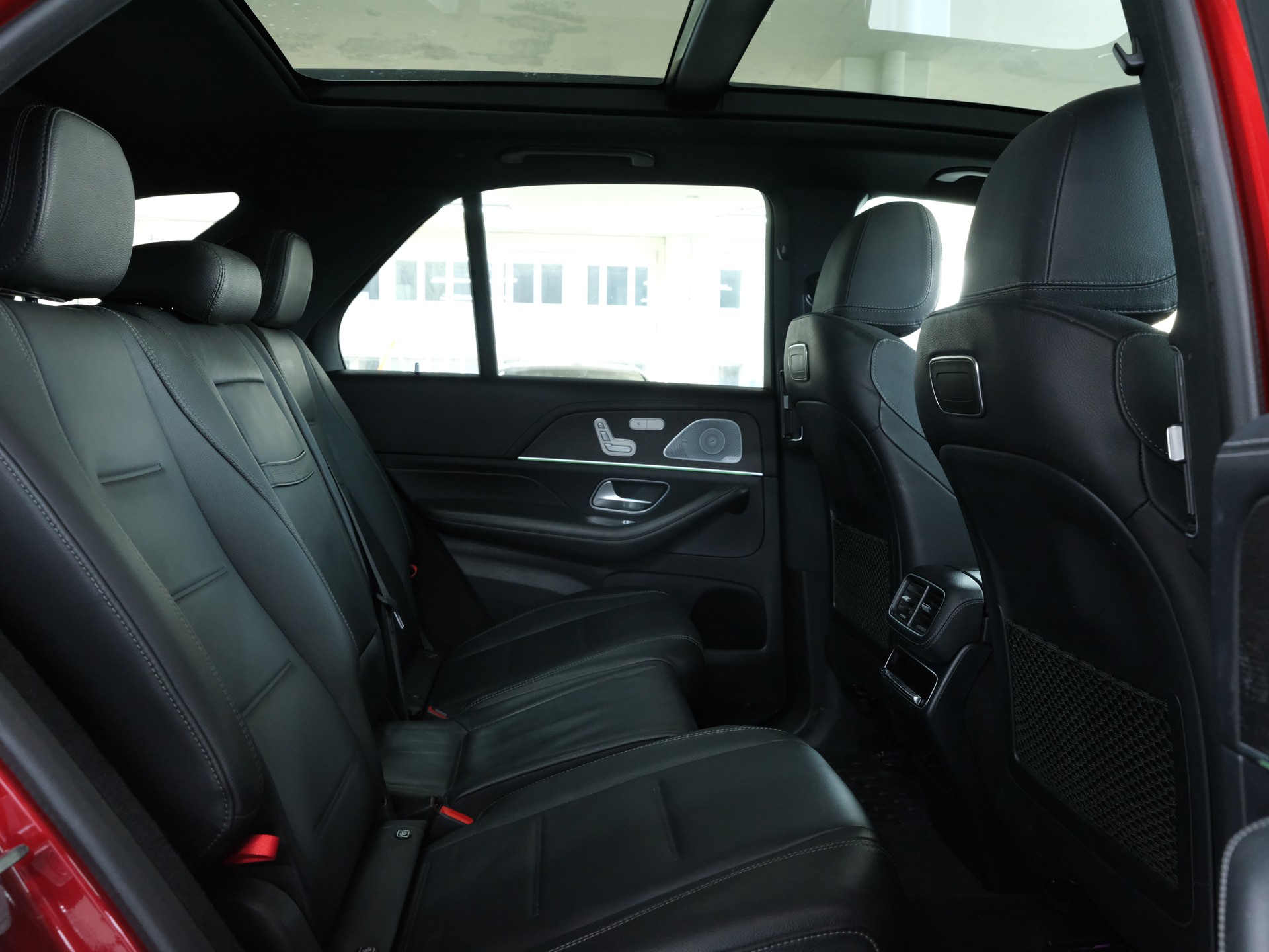 MERCEDES-BENZ GLE 450 4Matic AMG Line 9G-Tronic-image-11