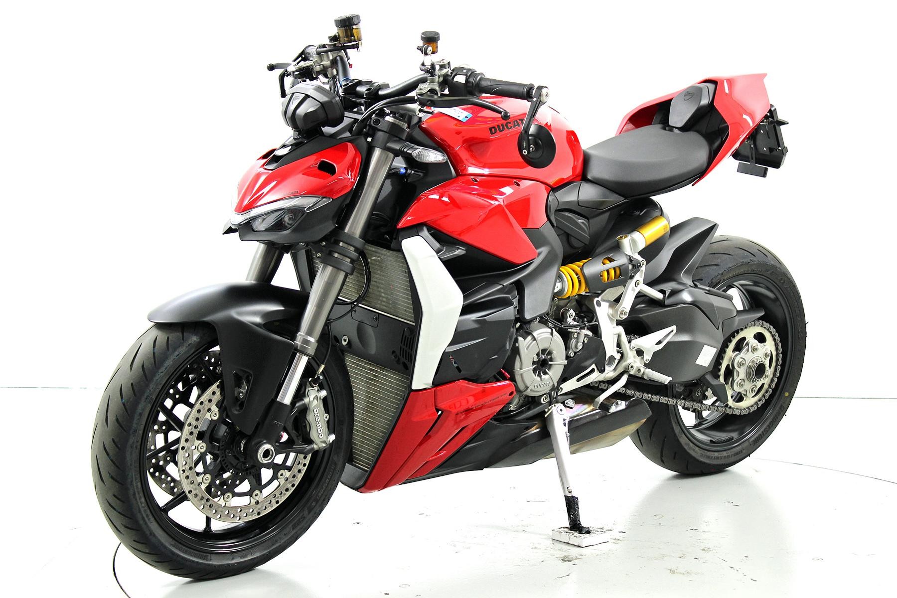 DUCATI Streetfighter V2 ABS-showroom-element-2