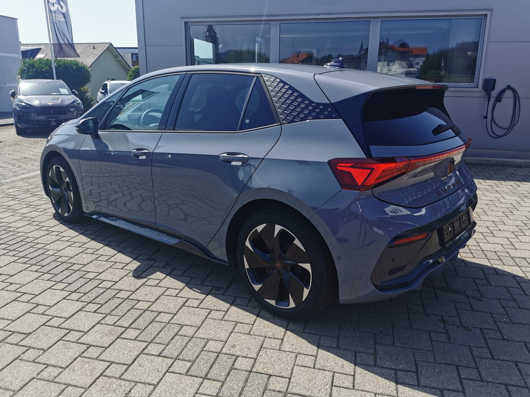 CUPRA Born-image-1