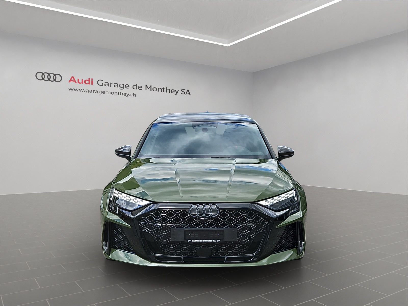 AUDI RS3 Sportback 2.5 TSI quattro S-tronic-image-1