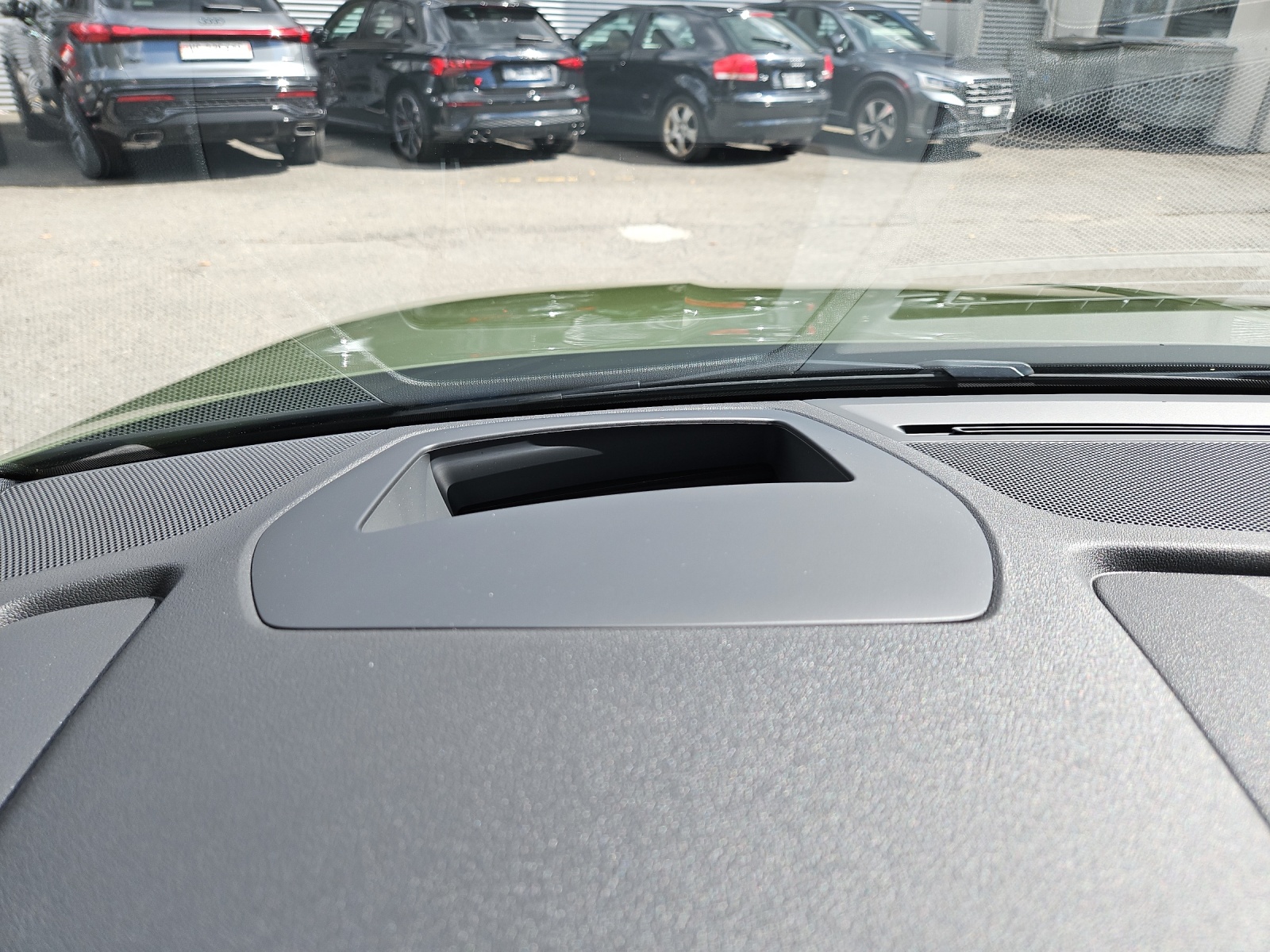 AUDI RS3 Sportback 2.5 TSI quattro S-tronic-image-15