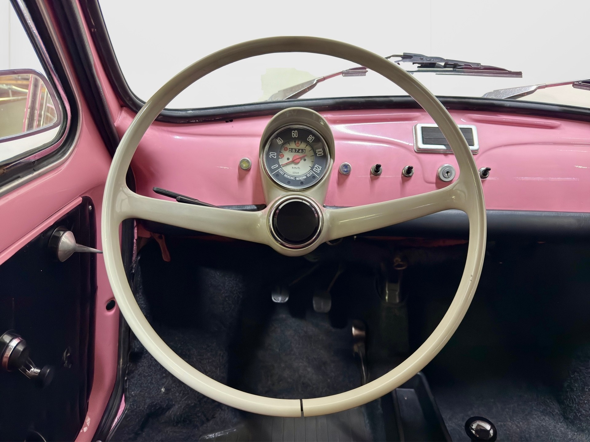 FIAT 500L-image-16
