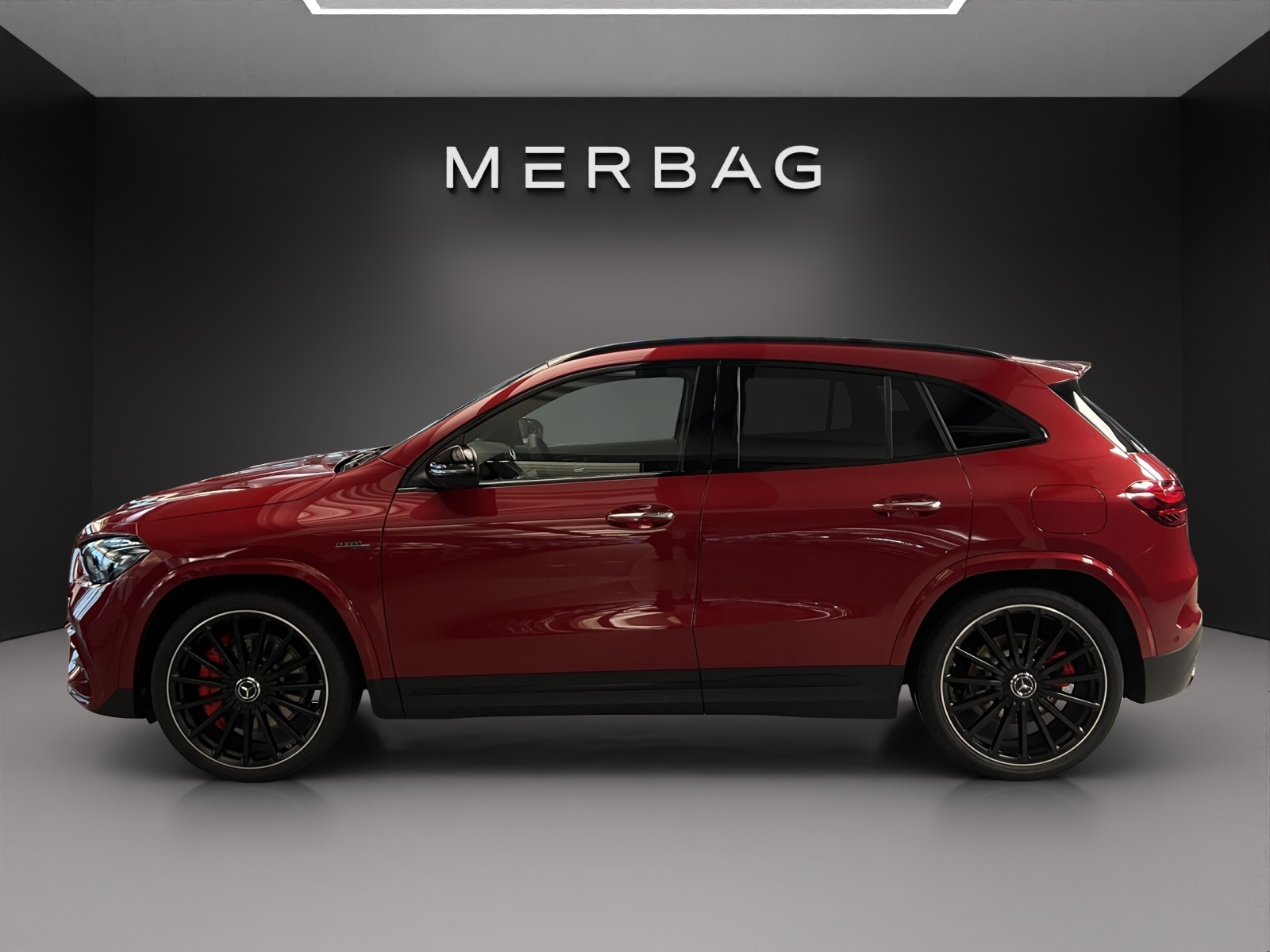 MERCEDES-BENZ GLA AMG 45 S 4M+8G-DCT-image-1
