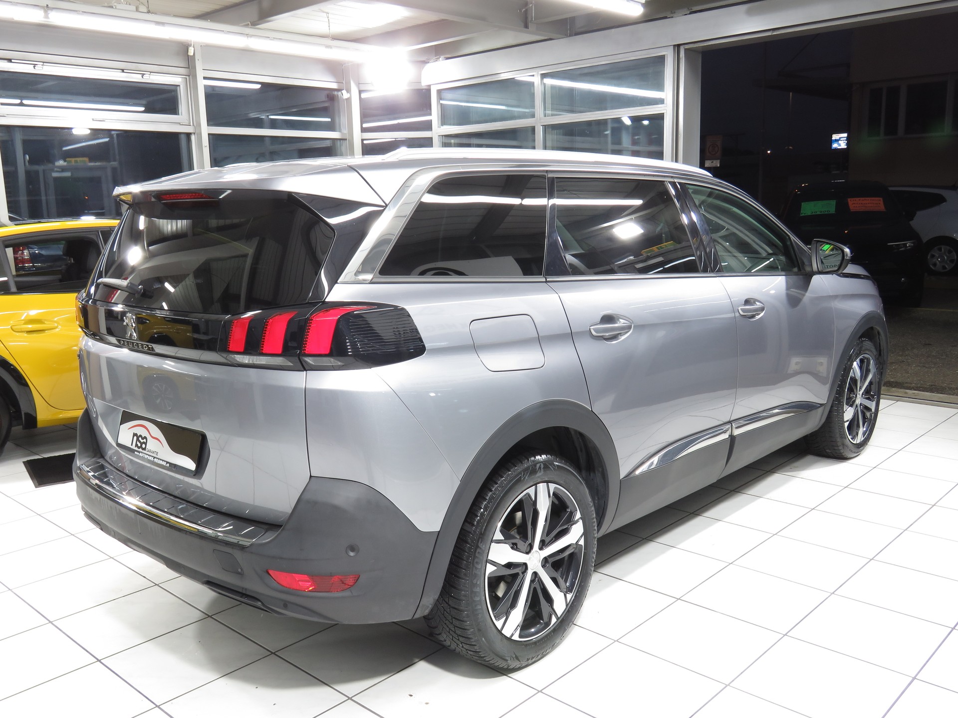 PEUGEOT 5008 1.6 BlueHDi Allure ETA (7-Plätzer, Automat)-image-3