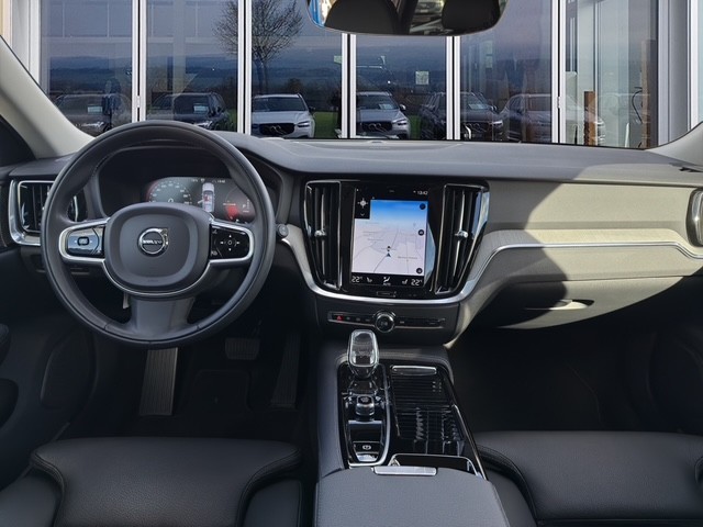 VOLVO V60 2.0 T6 TE Business eAWD-image-5