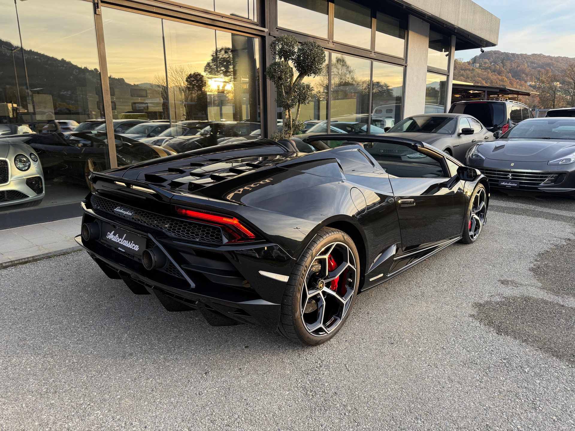 LAMBORGHINI Huracan EVO Spyder DCT-image-9