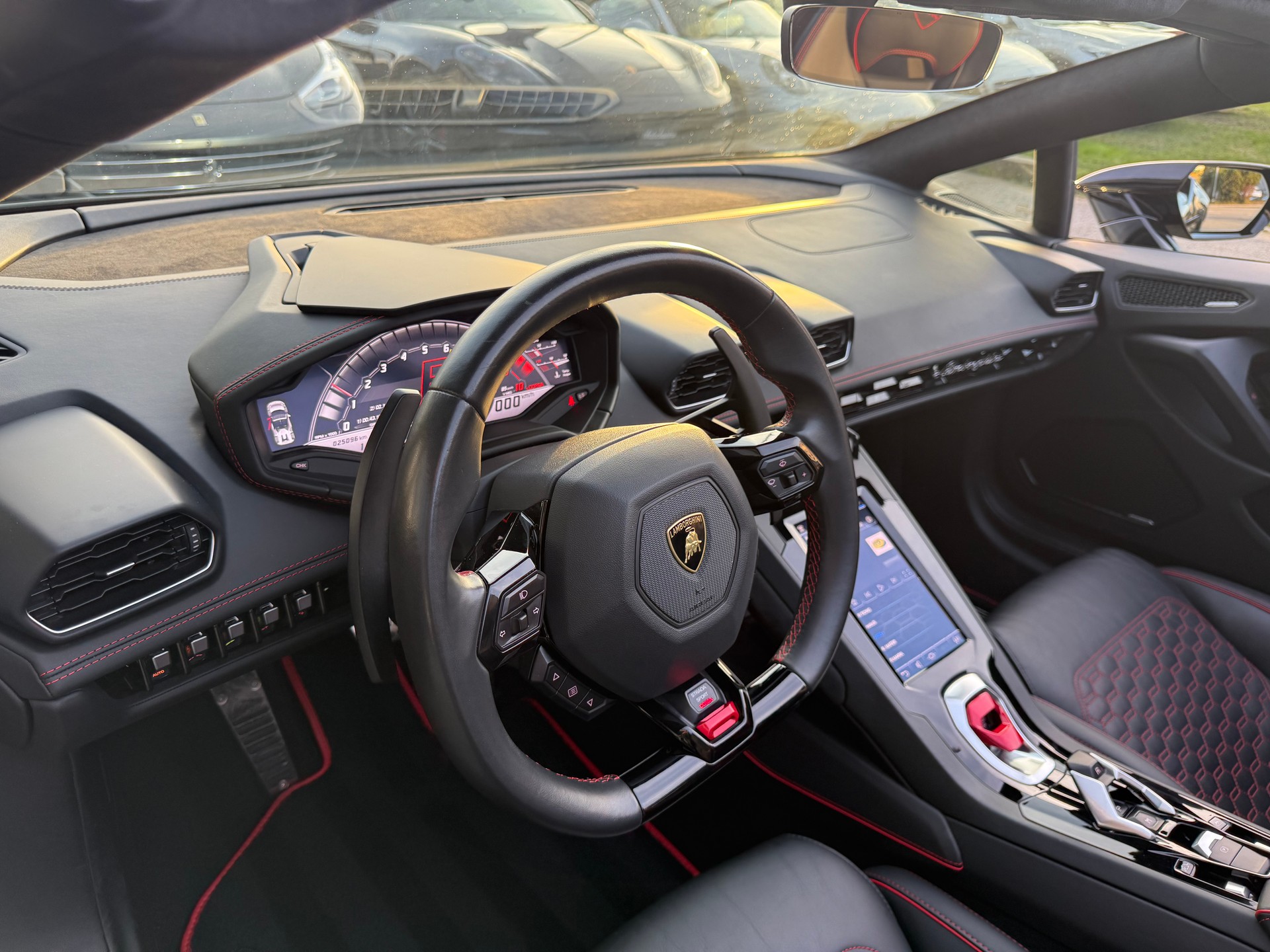 LAMBORGHINI Huracan EVO Spyder DCT-image-15