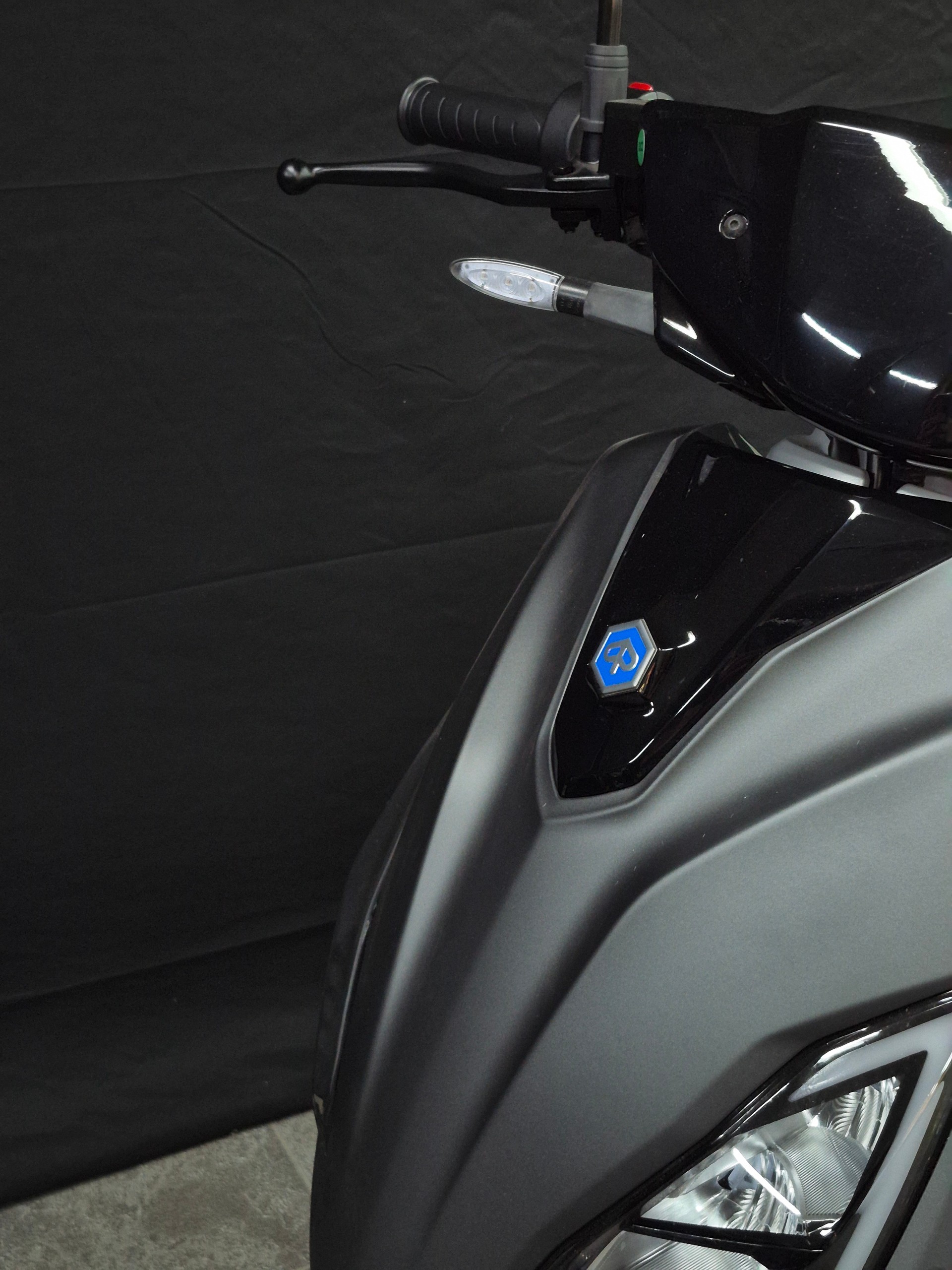 PIAGGIO Piaggio 1 Active 60km/h Full Electric-image-12